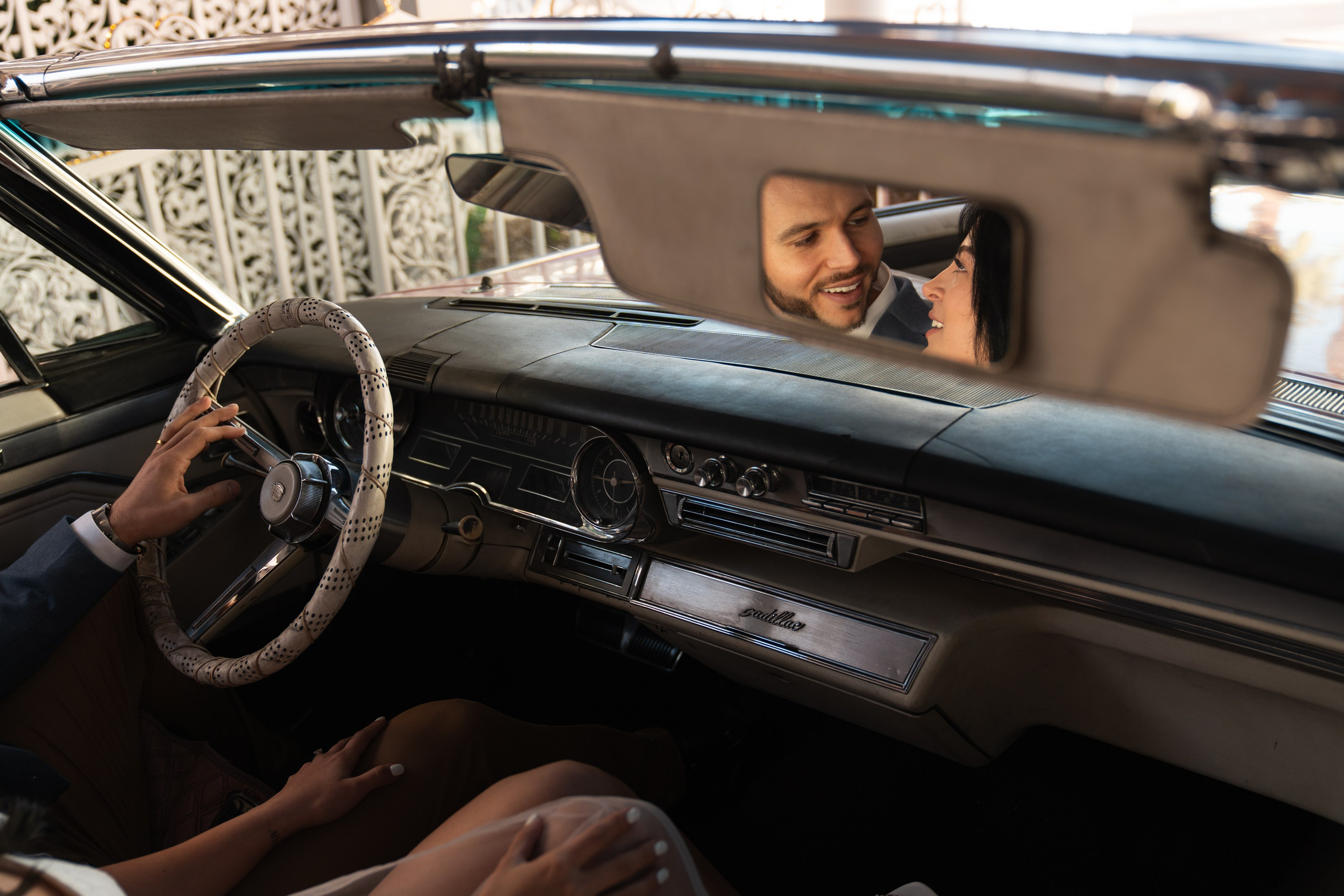 Luisa&Marlo. Wedding & elopement photographer Viktoriya Kravtsov. Las Vegas