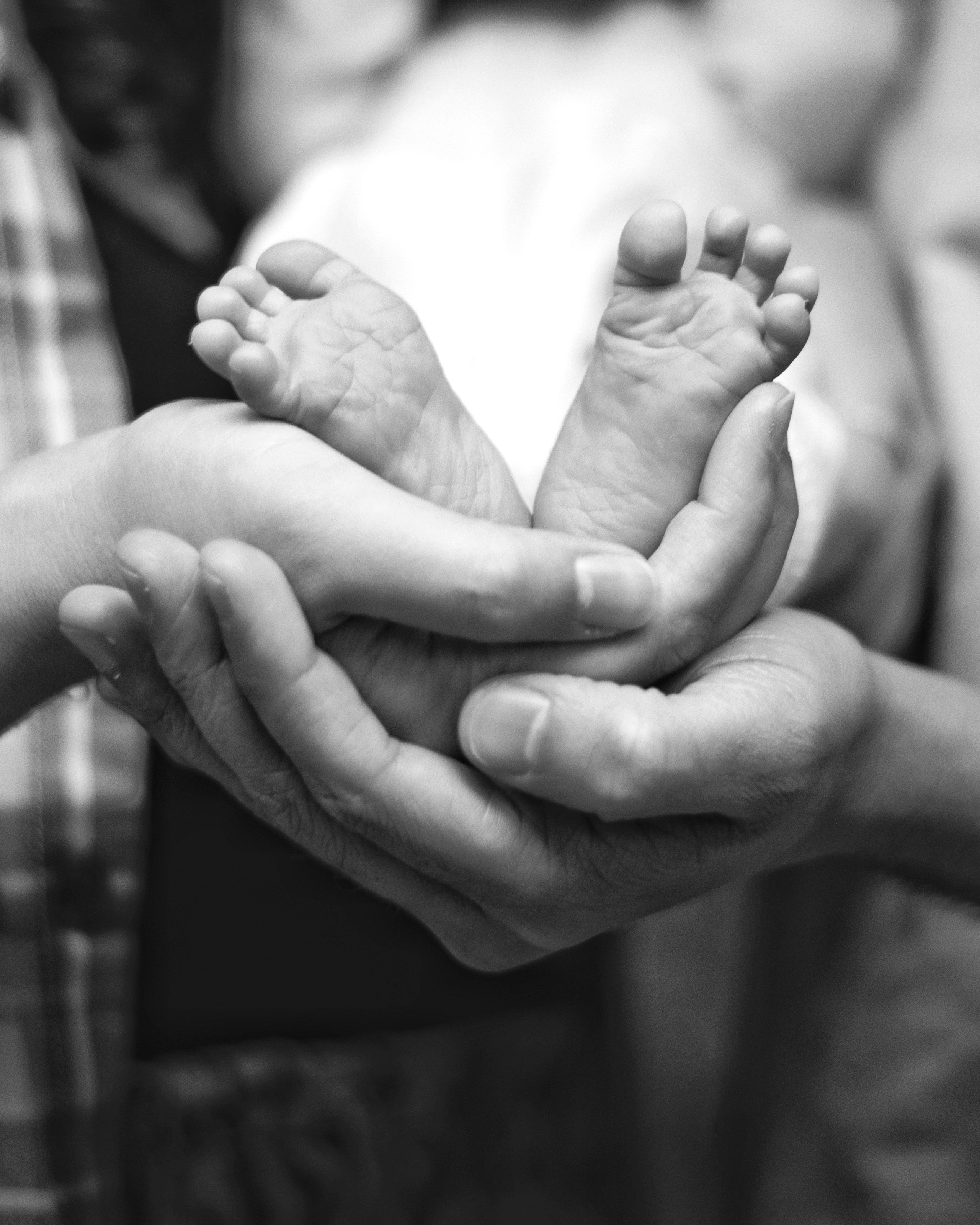 Julia Kuzmovych personal and pregnancy photographer in London