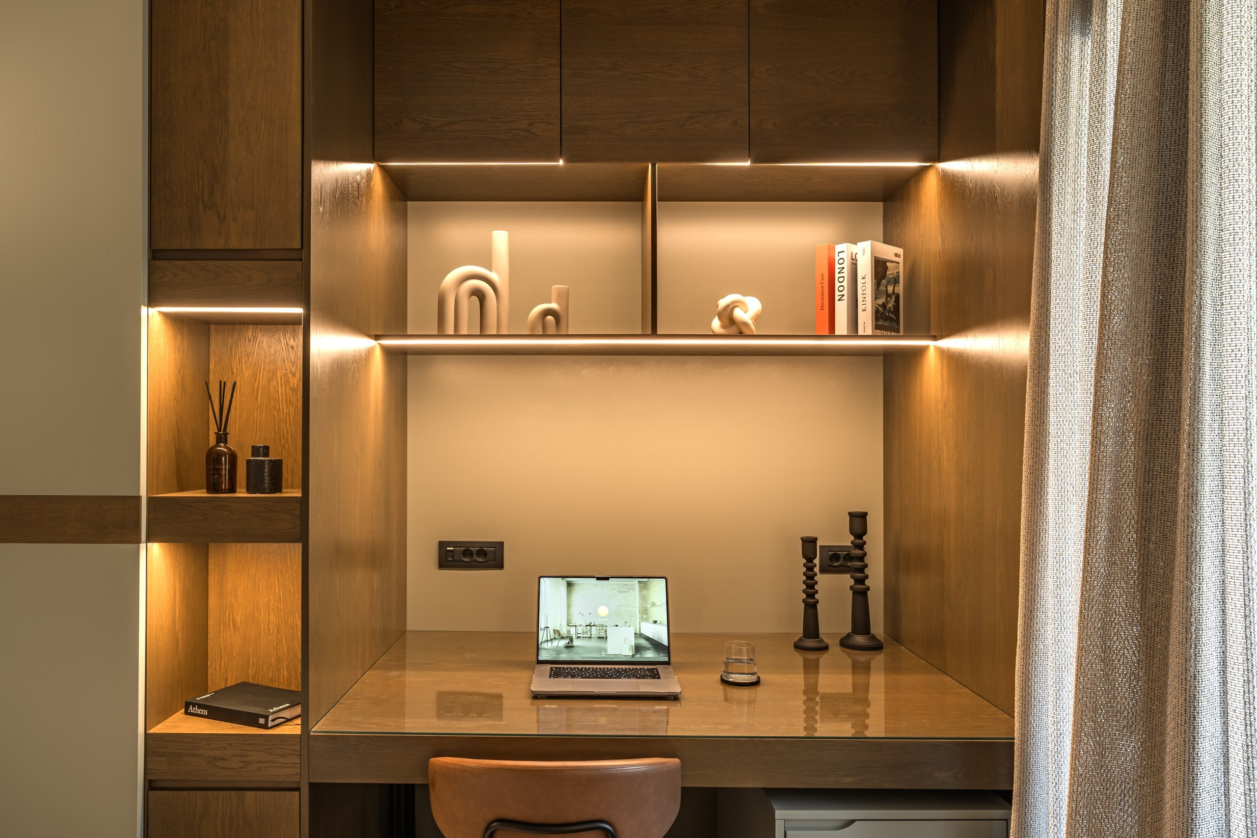 Idomenea Interior. Photo & Videos