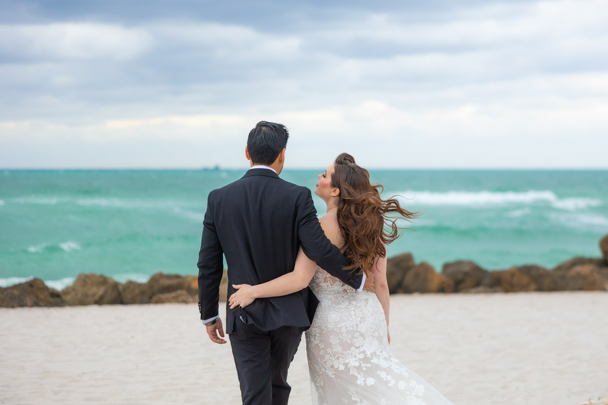 Alyssa and Daniel, The Palms Hotel, Miami. Wedding Photo & Video