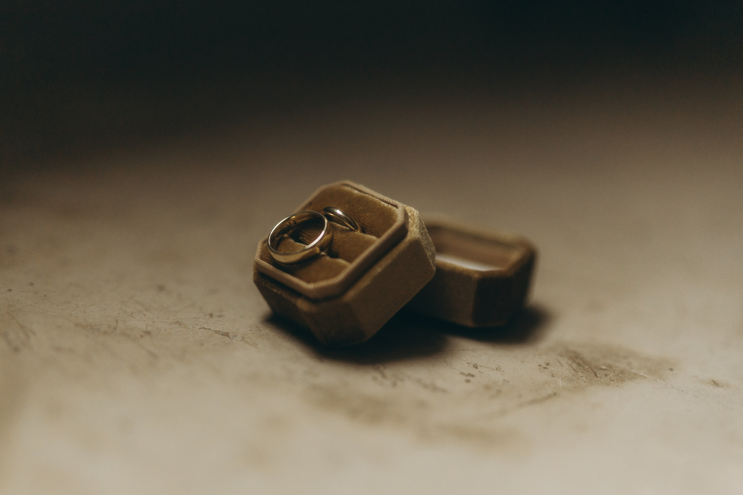 Lauren & Jamie. Hotel Castell d’Emporda. Paola fotógrafo / videografo de bodas en Barcelona