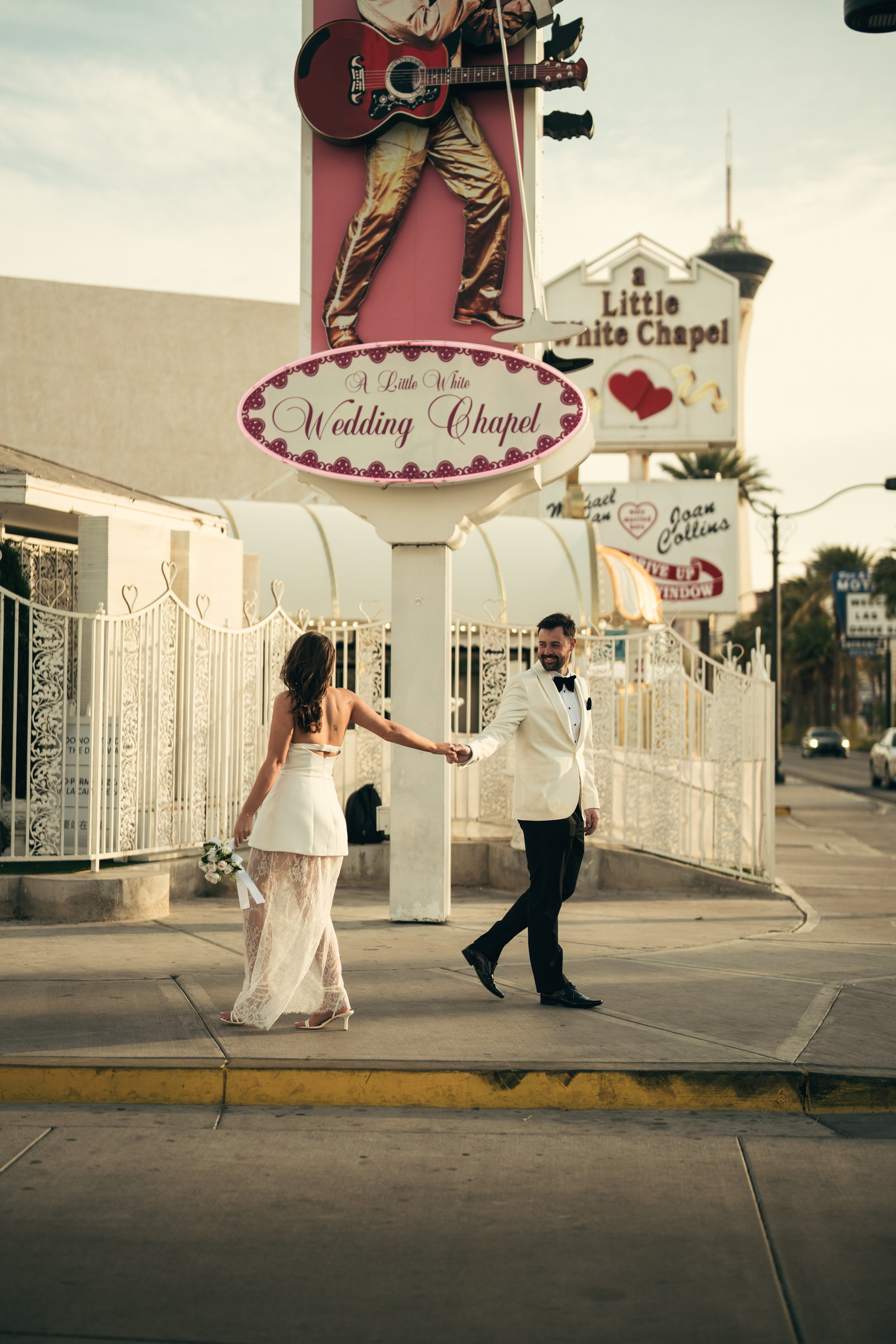 Lewis&Helana. Wedding & elopement photographer Viktoriya Kravtsov. Las Vegas