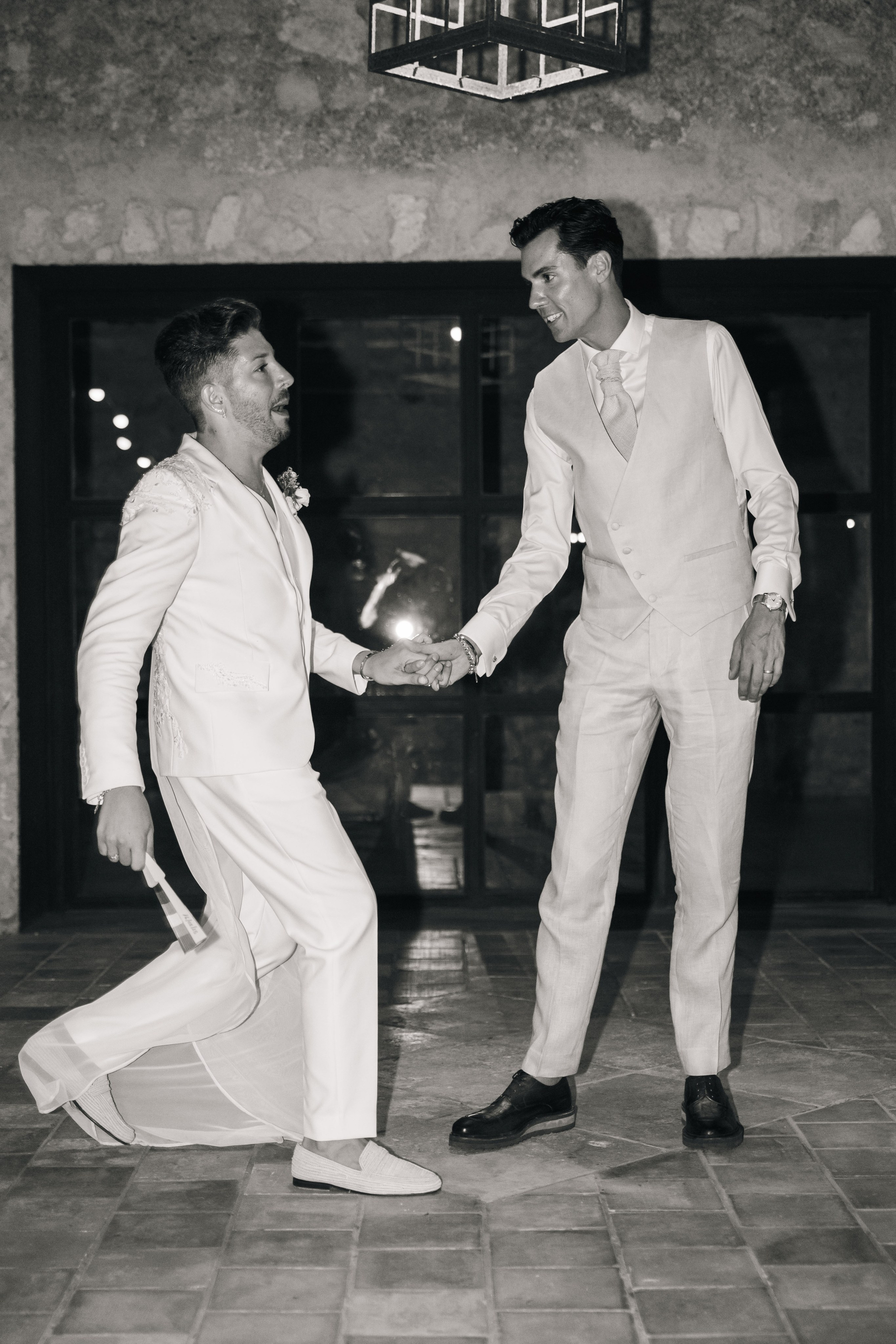 Artur&Mikel. Mallorca Weddings & Family – Natural & Emotional Photography