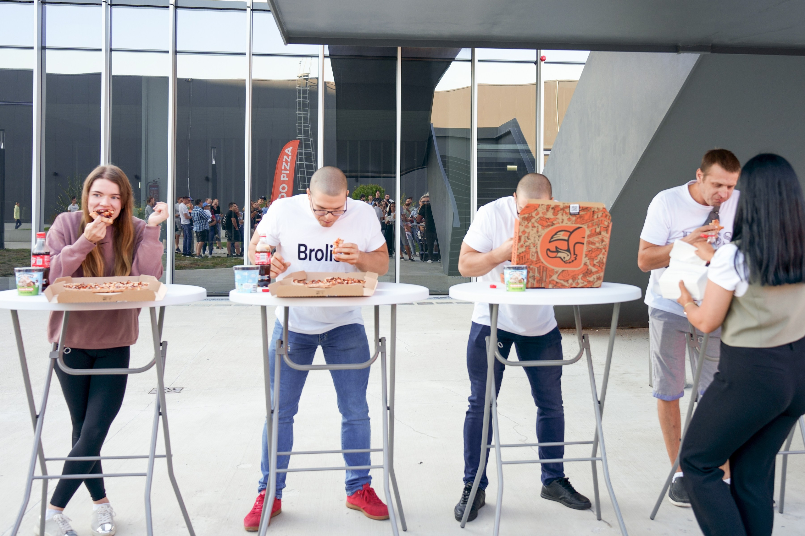 Dodo Pizza Picų Valgymo Čempionatas!. Elina Sapiega fotografė Vilniuje