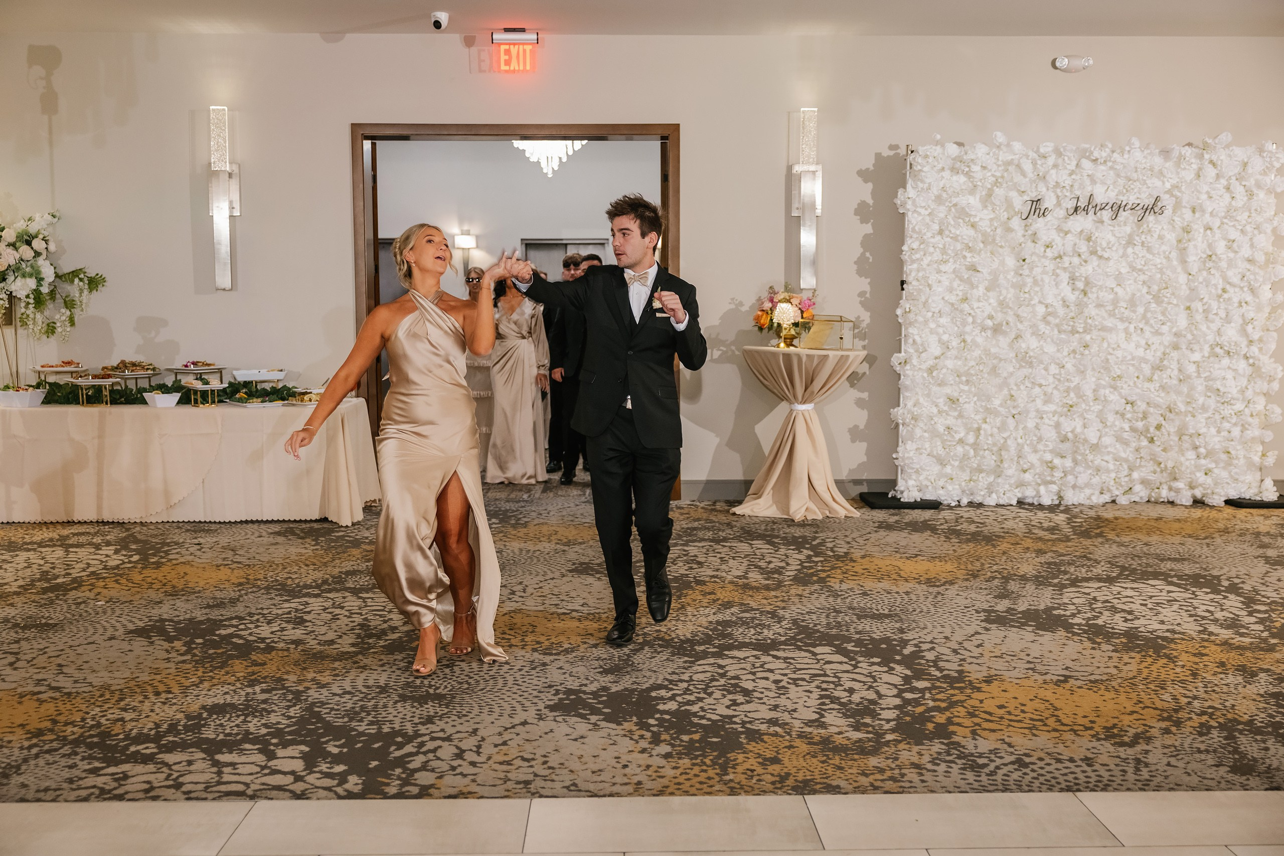 09.06.2025 Wedding. Wedding family event photographer in Chicago Nick Yushevich