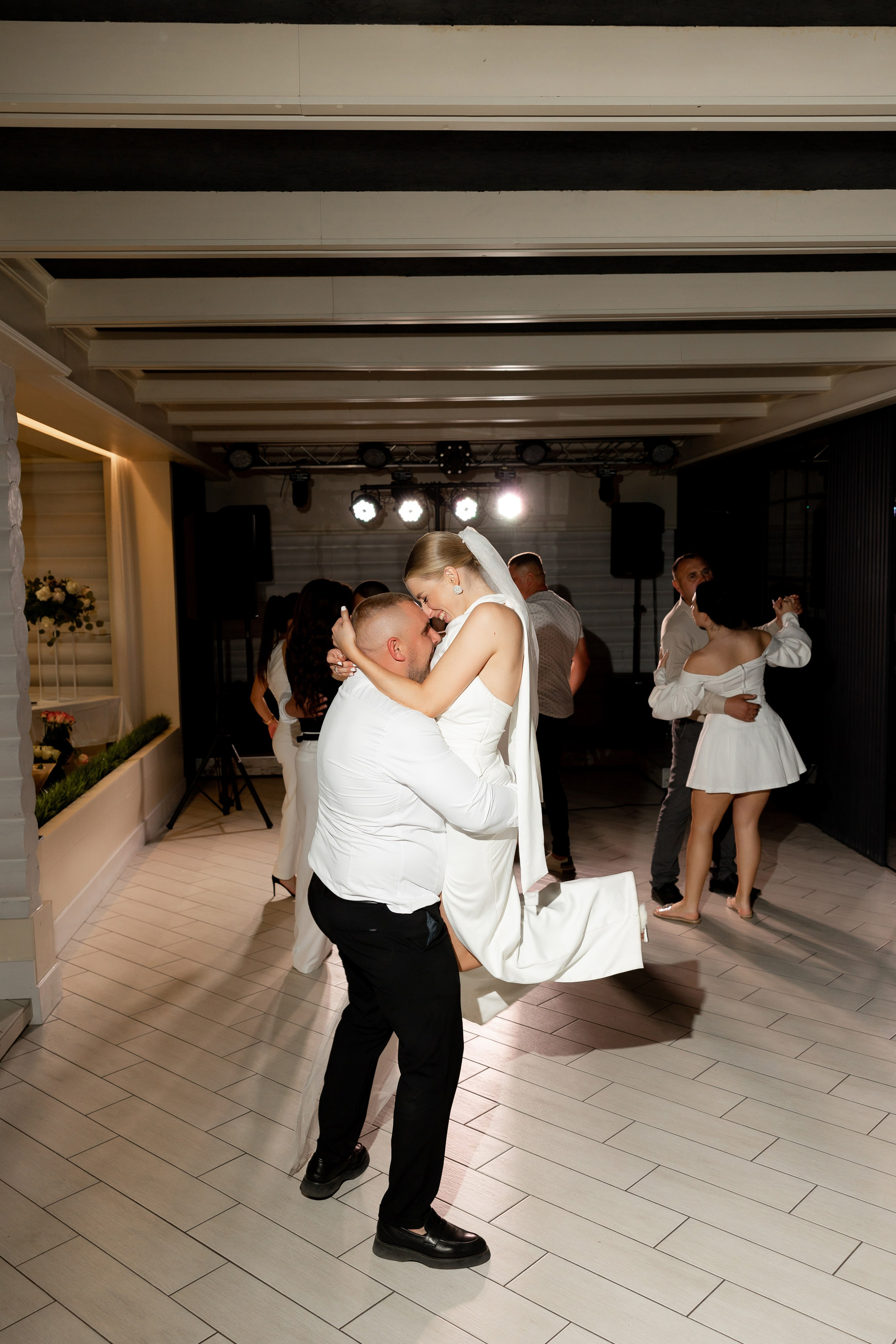 Victoria Taras. Ірина Терещук