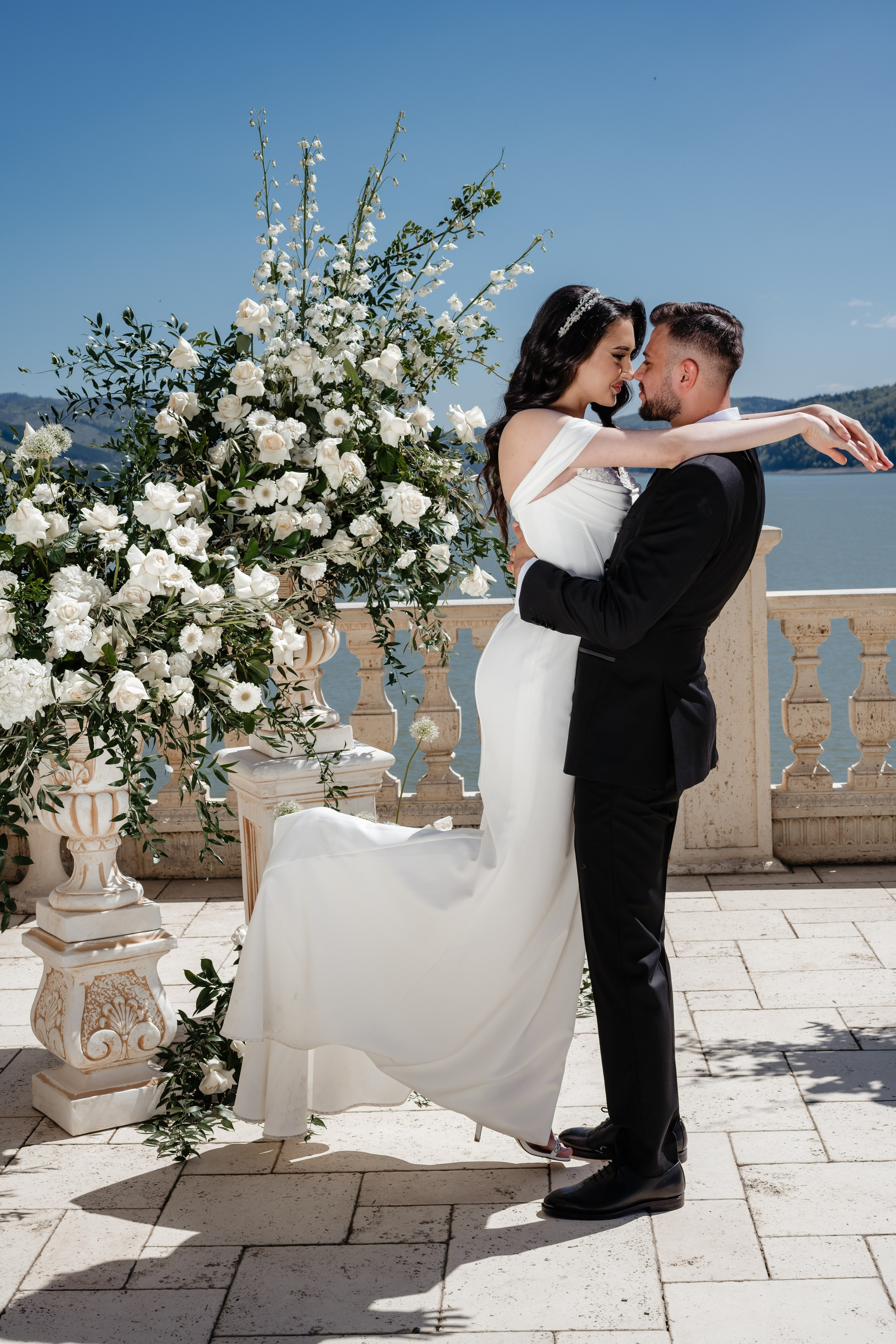 Nunta Bianca si Gilbert, Gradinile Romane, Piatra Neamt. Ana Maria Dragan Fotograf Evenimente