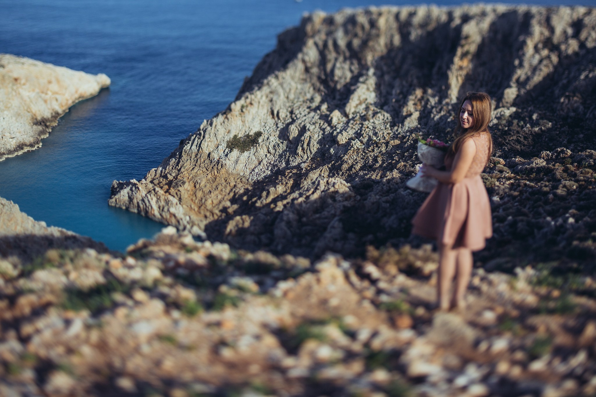 Ronalds & Svetlana, Crete. Denny Savon — Photographer in Santorini | Weddings, Love Stories & Flying Dress