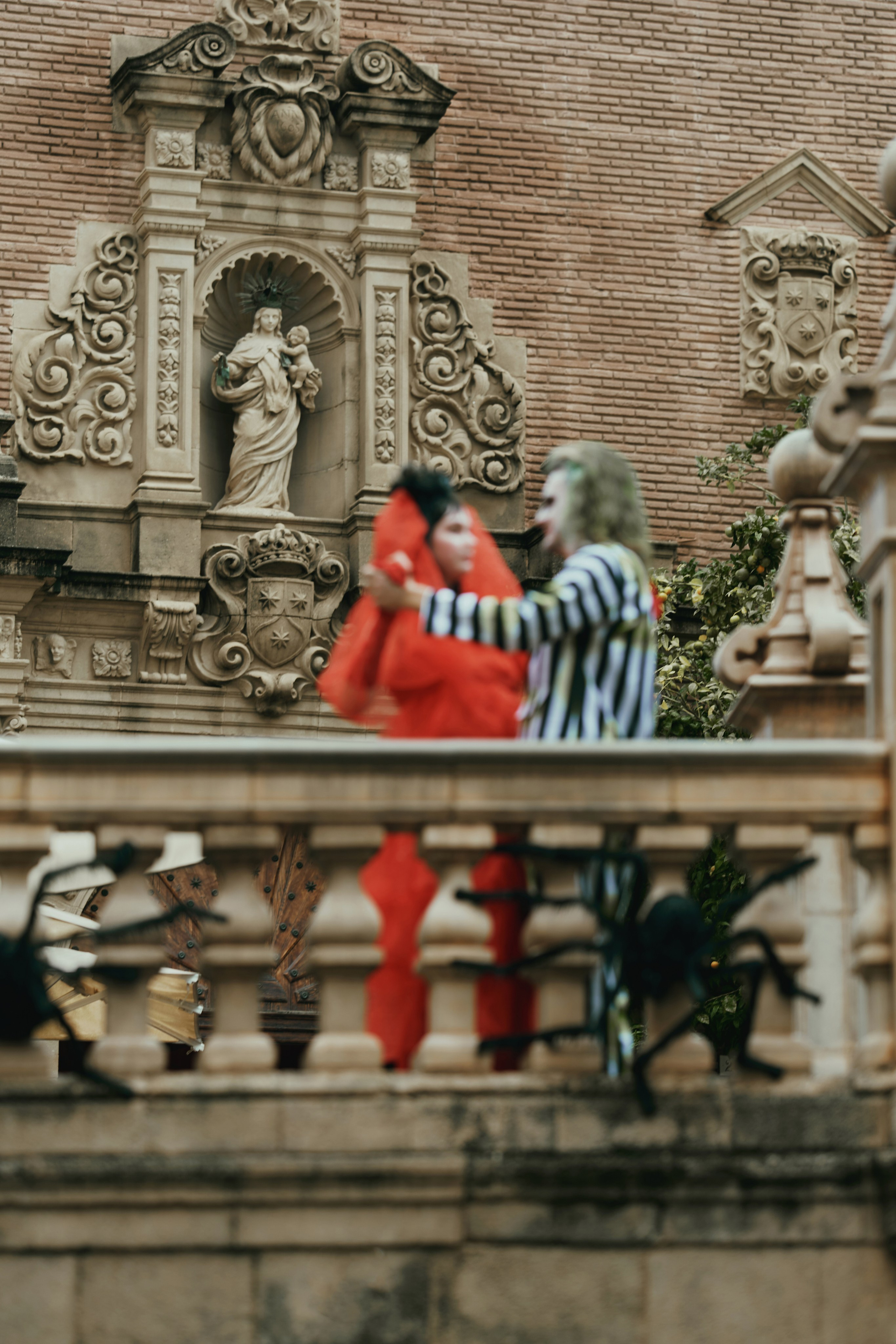 Битлджус-Битлджус-Битлджус. Фотограф в Барселоне Жанна Захарченко