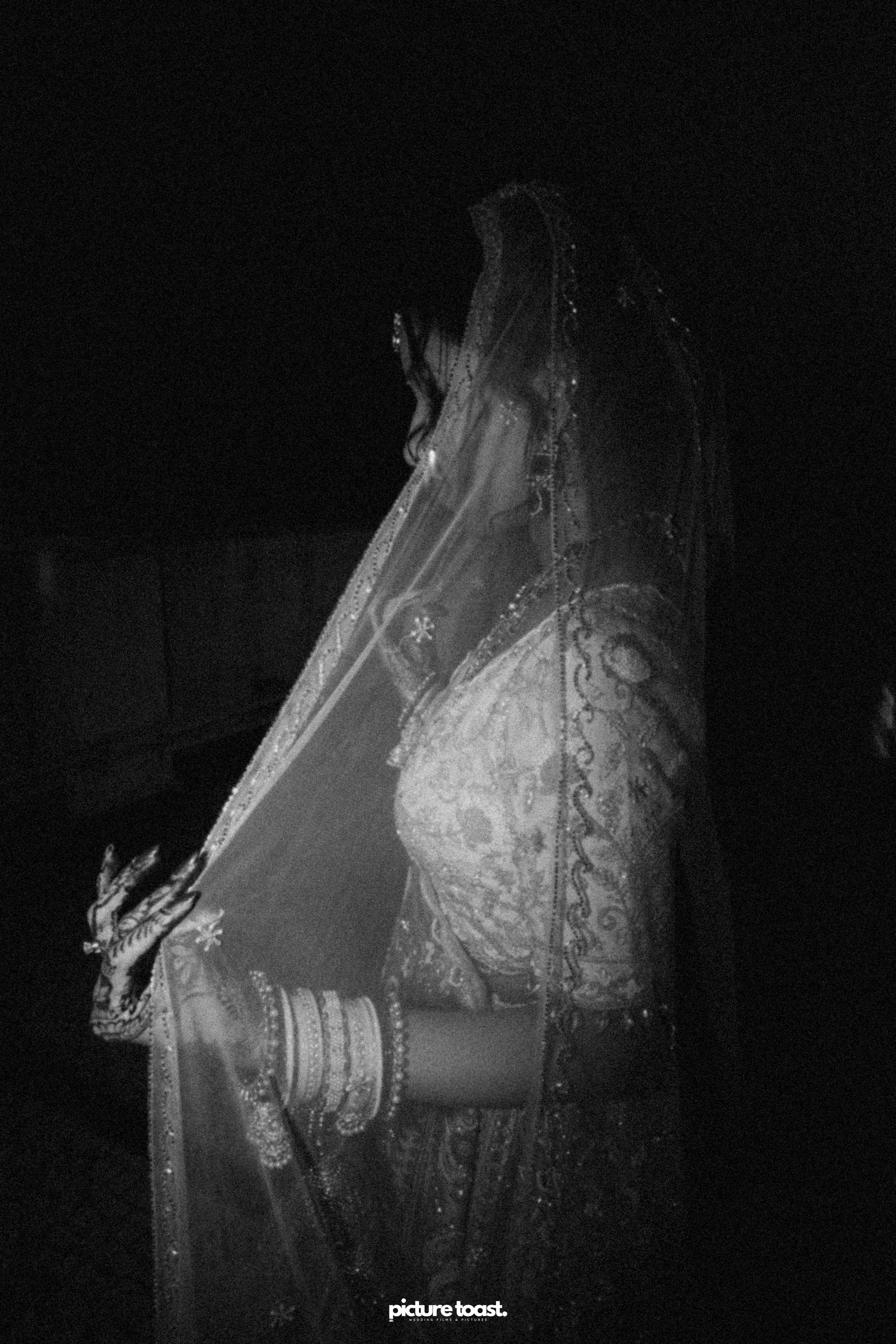 Gujarathi Wedding! Ft. Sahil & Thanima. Fine art Wedding Photographers in India & Canada