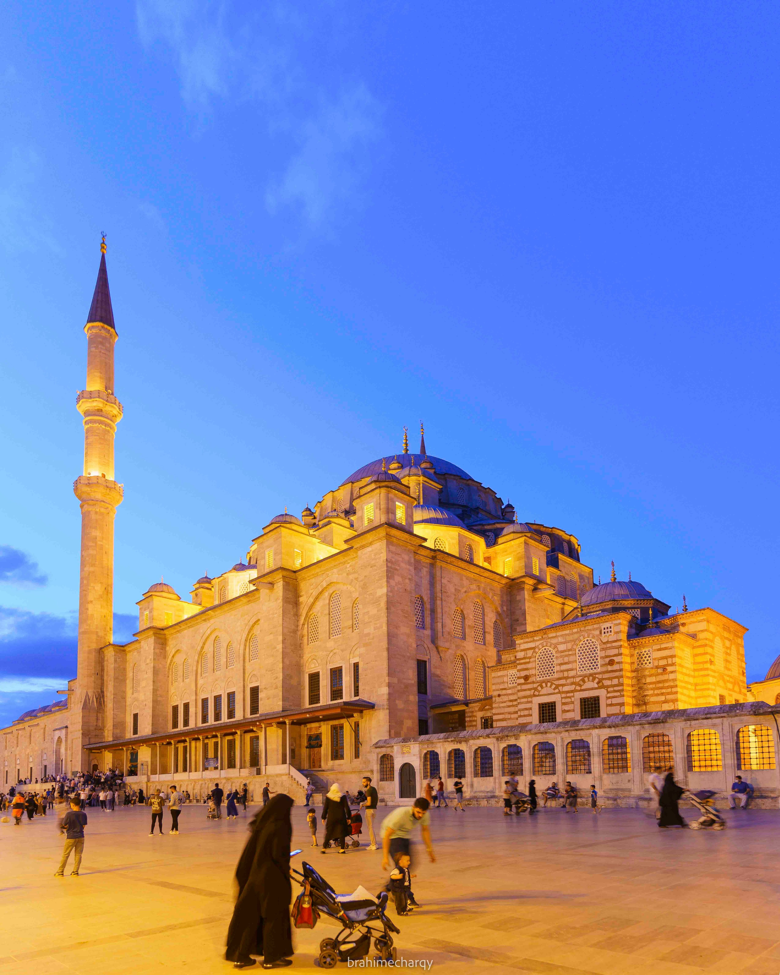 Фото. Брахим — фотограф