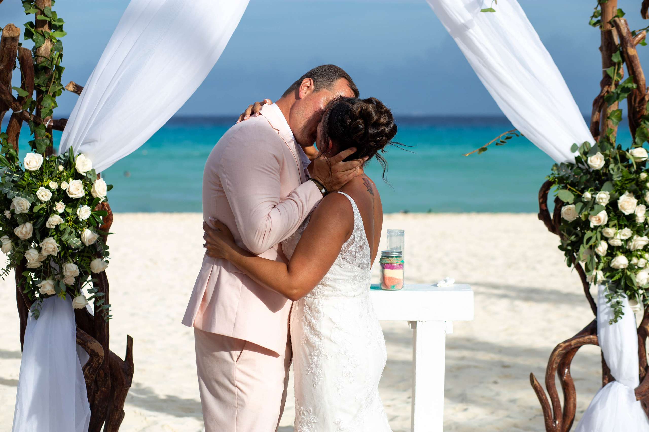 Wedding Photo Cancun. Alfredo Vazquez Wedding Films & Photography | Mexico & Destination Weddings