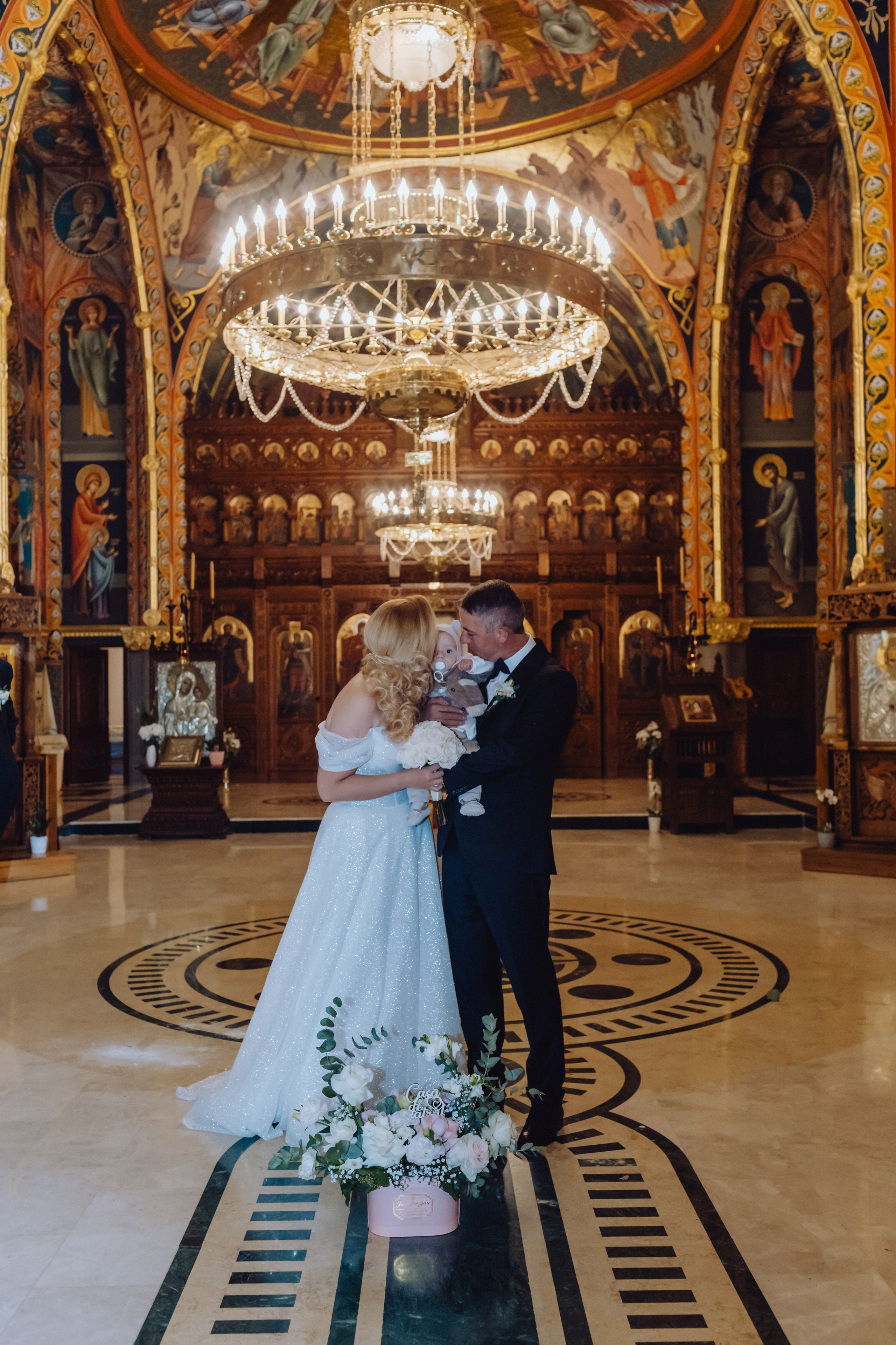 Alexandru & Maria. Wedding & couple photographer from Romania Rut Vetan