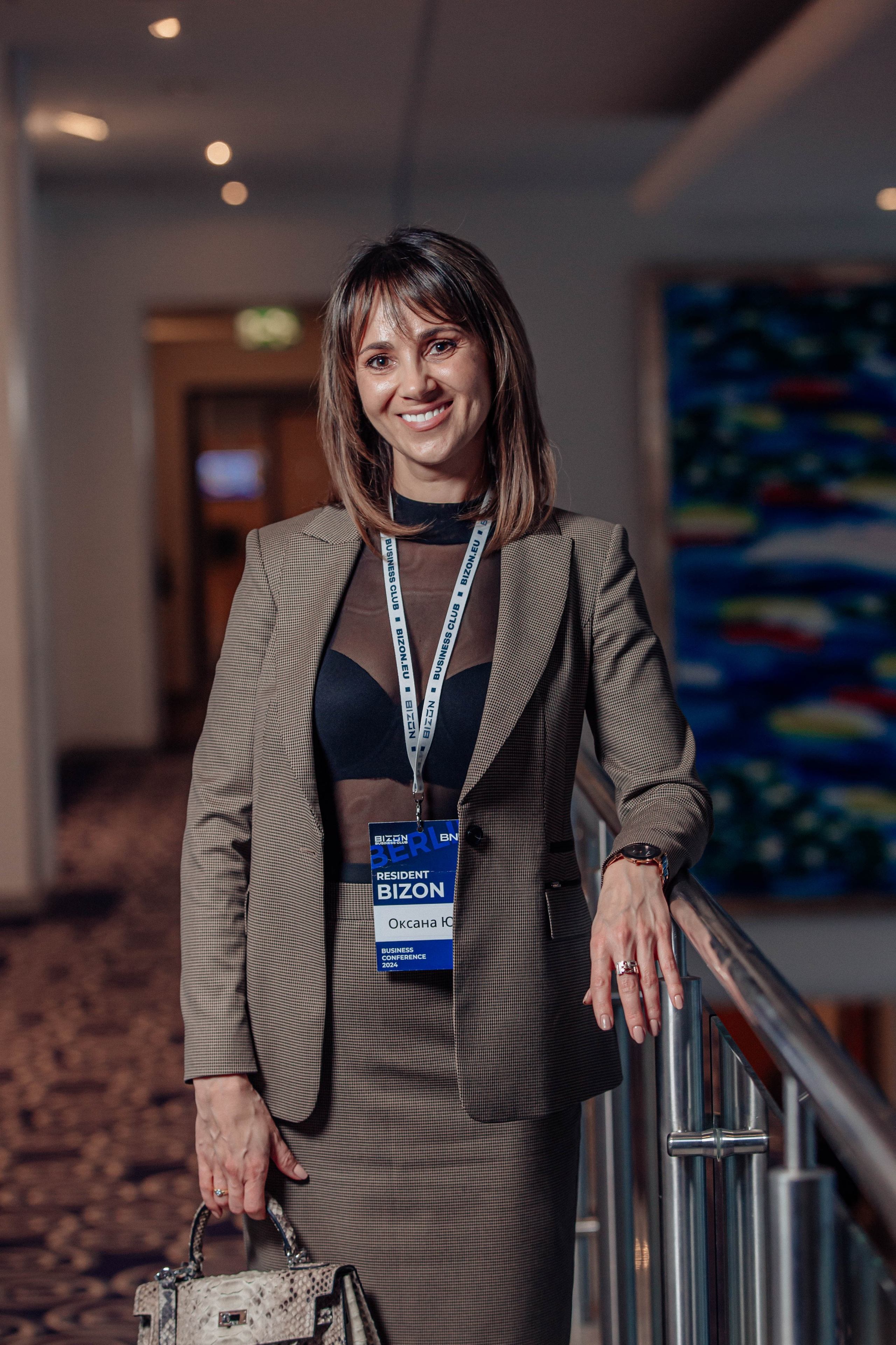 Club Bizon. Portrait family photographer in Berlin Elena Zakh