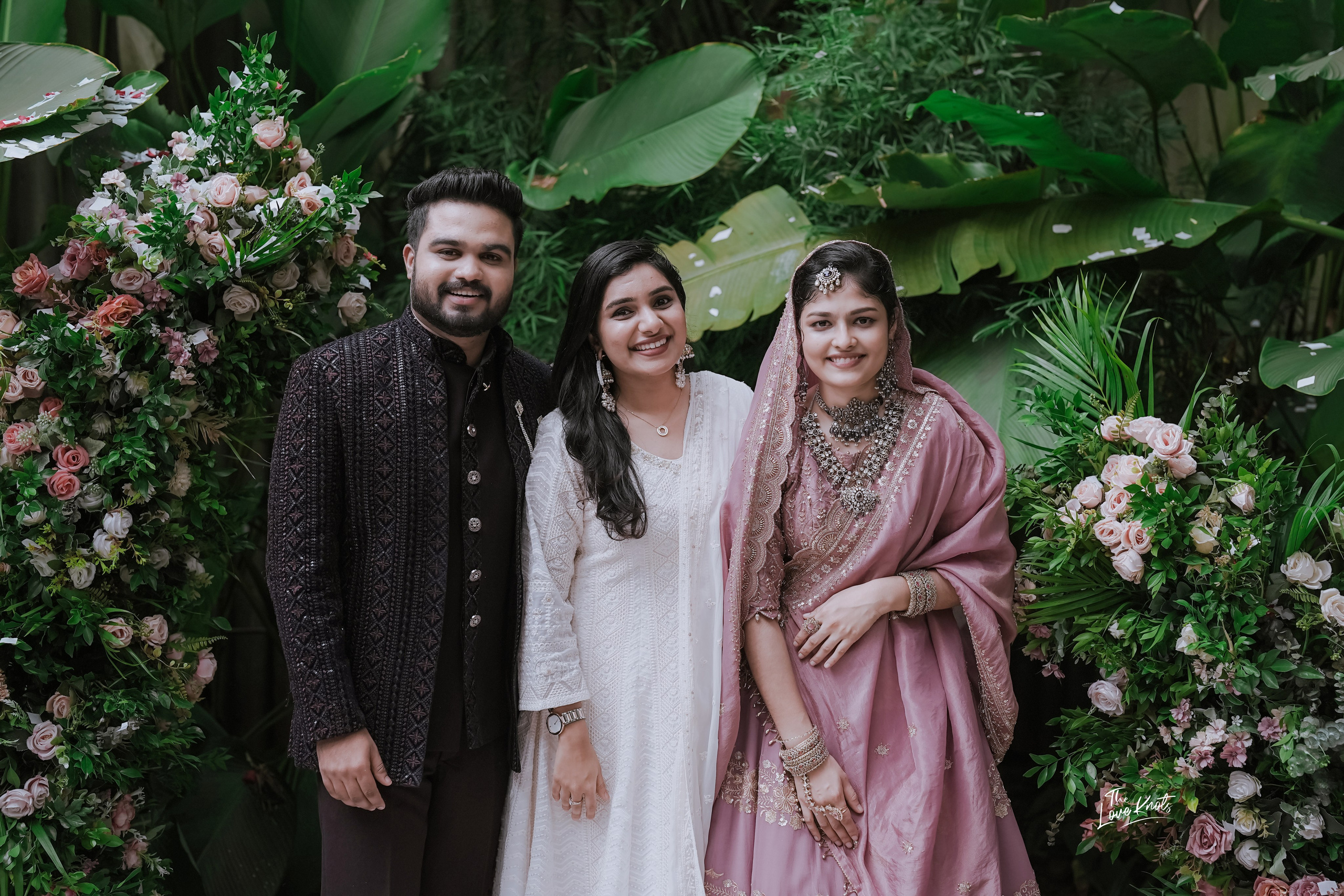 SHIBIL / RISLA. Theloveknots