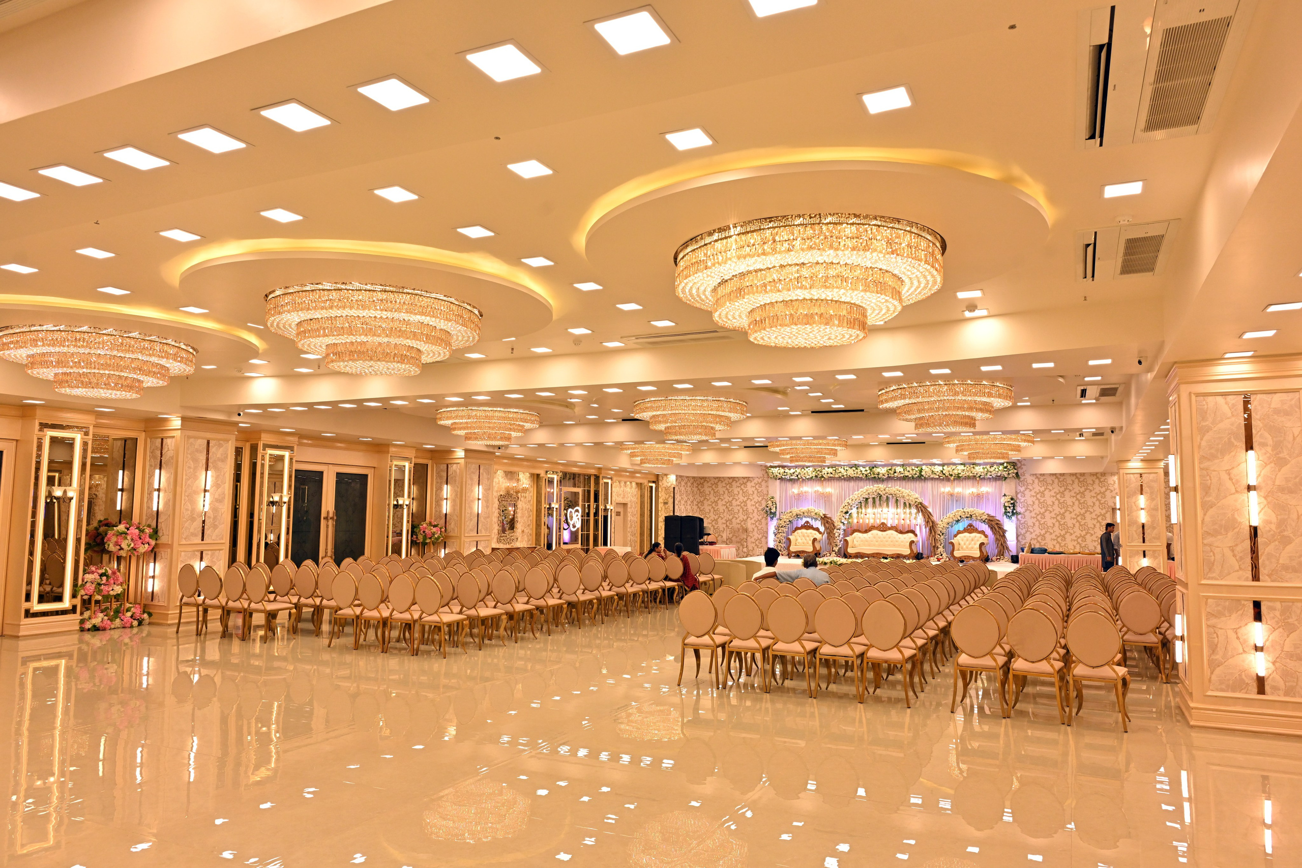 Vivek & sunanda. “Ajay Digital Photo Studio — Capturing Timeless Wedding Moments”