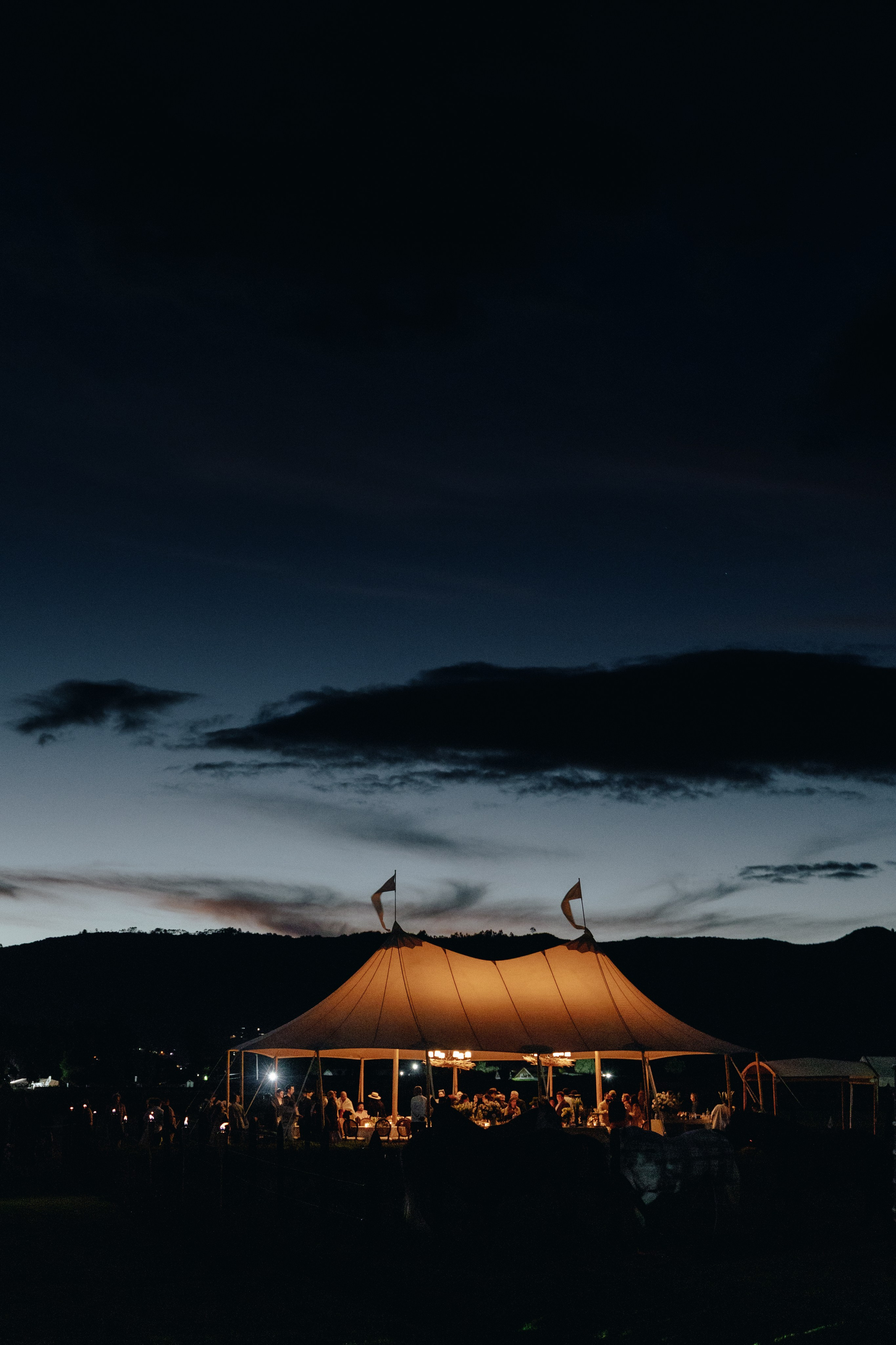 Ana & Sam. UNTERCIO BODAS