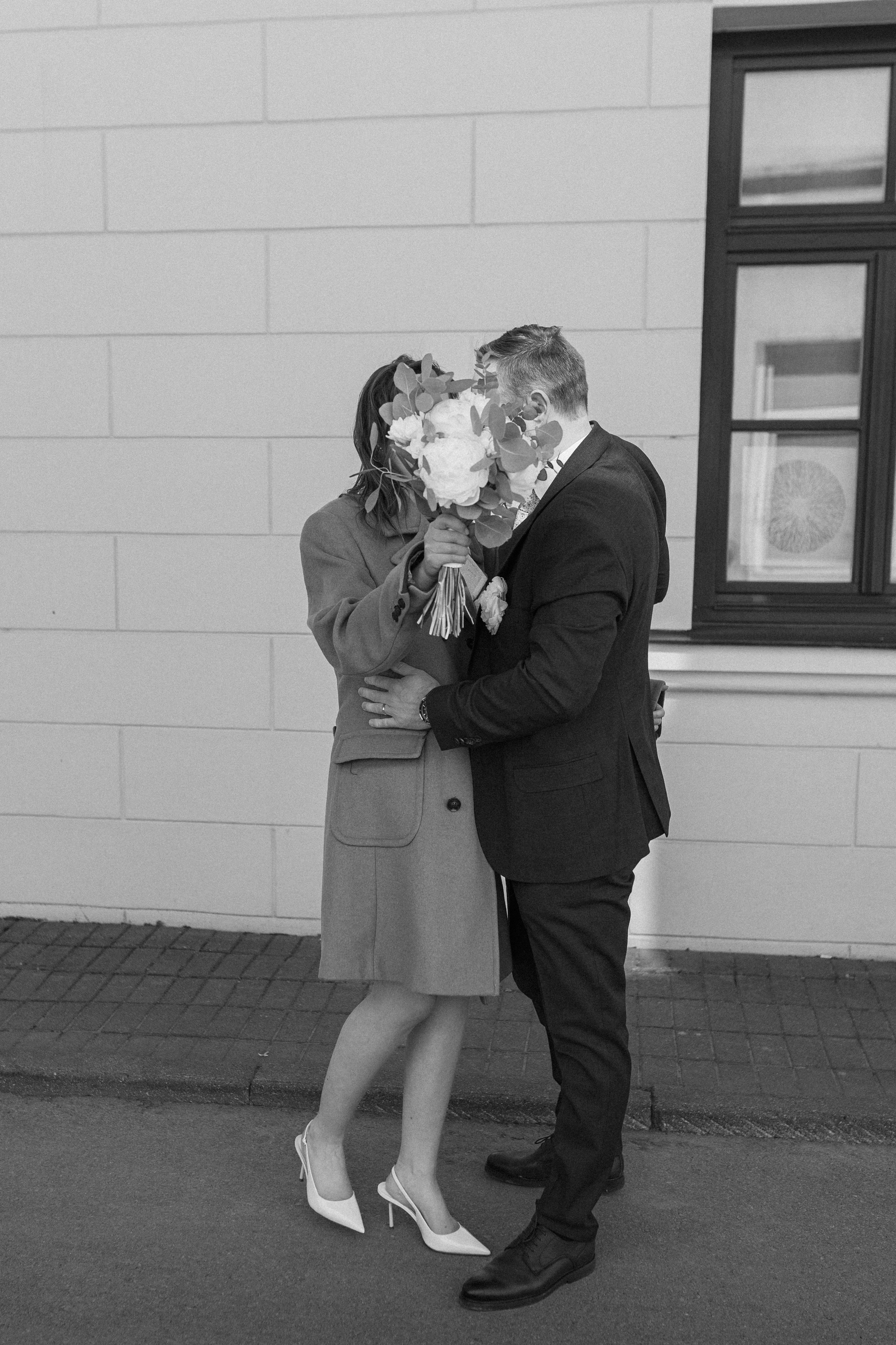 Monika ir Vytautas — miestu alsuojanti trumpa jaunųjų fotosesija Kaune