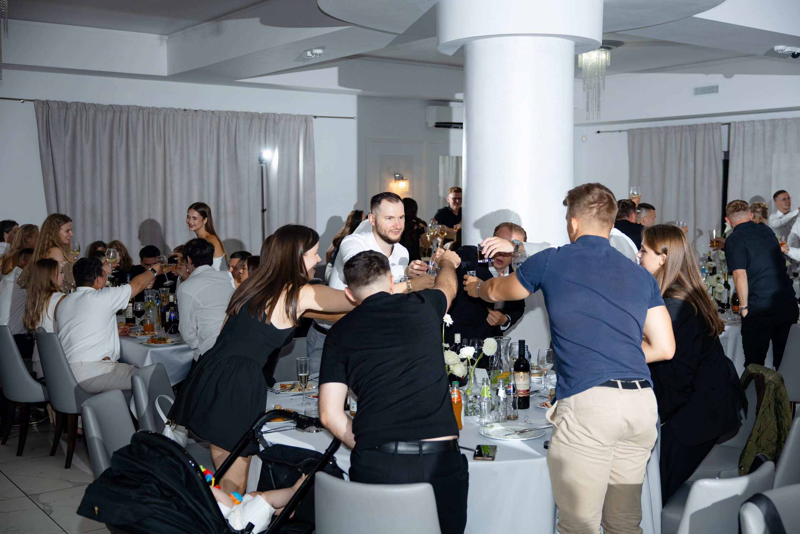 Артур + Анастасія. Весільний, сімейний фотограф Варшава