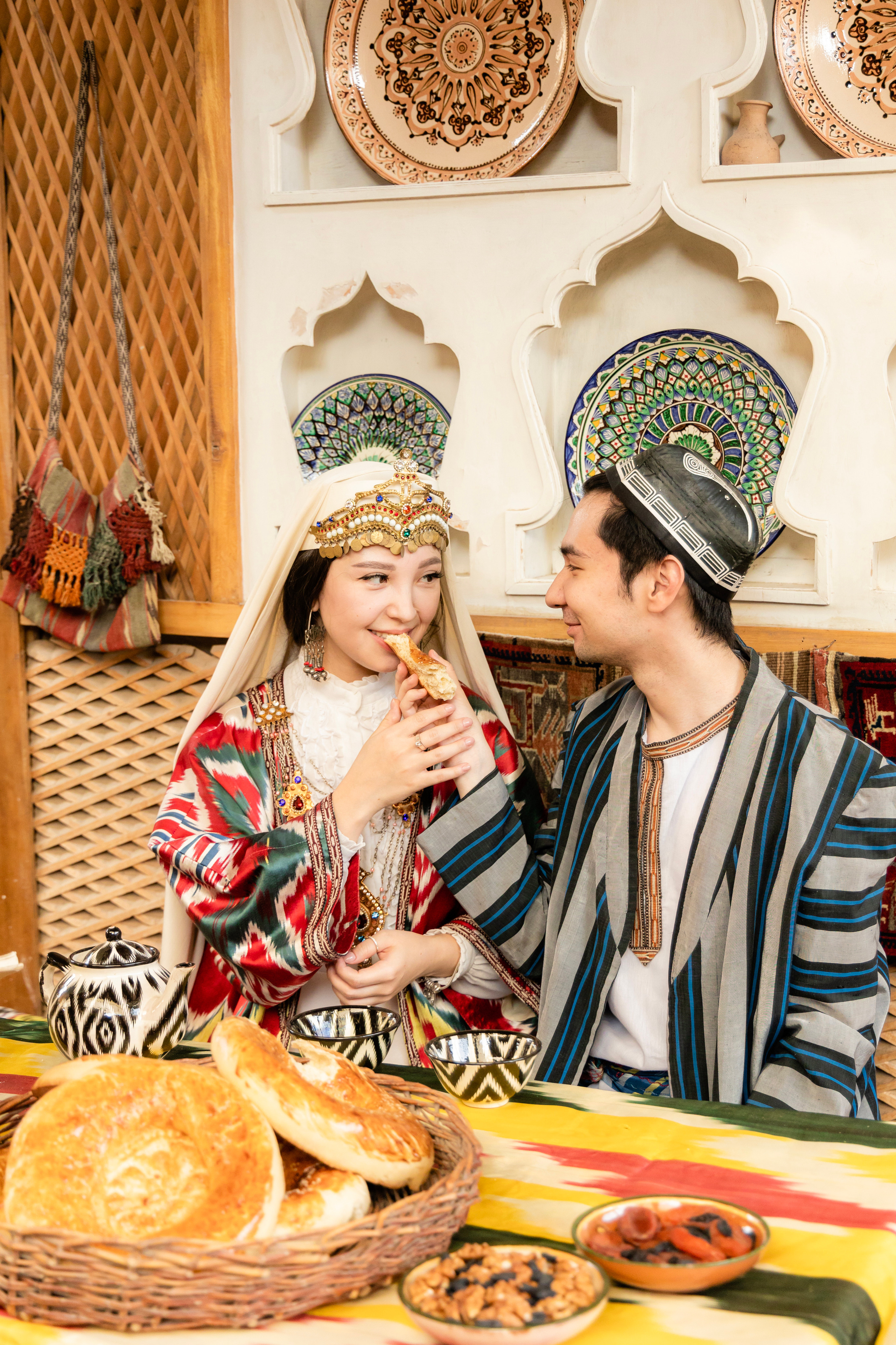 Национальные костюмы Milliy Story. Женский и семейный фотограф в Ташкенте