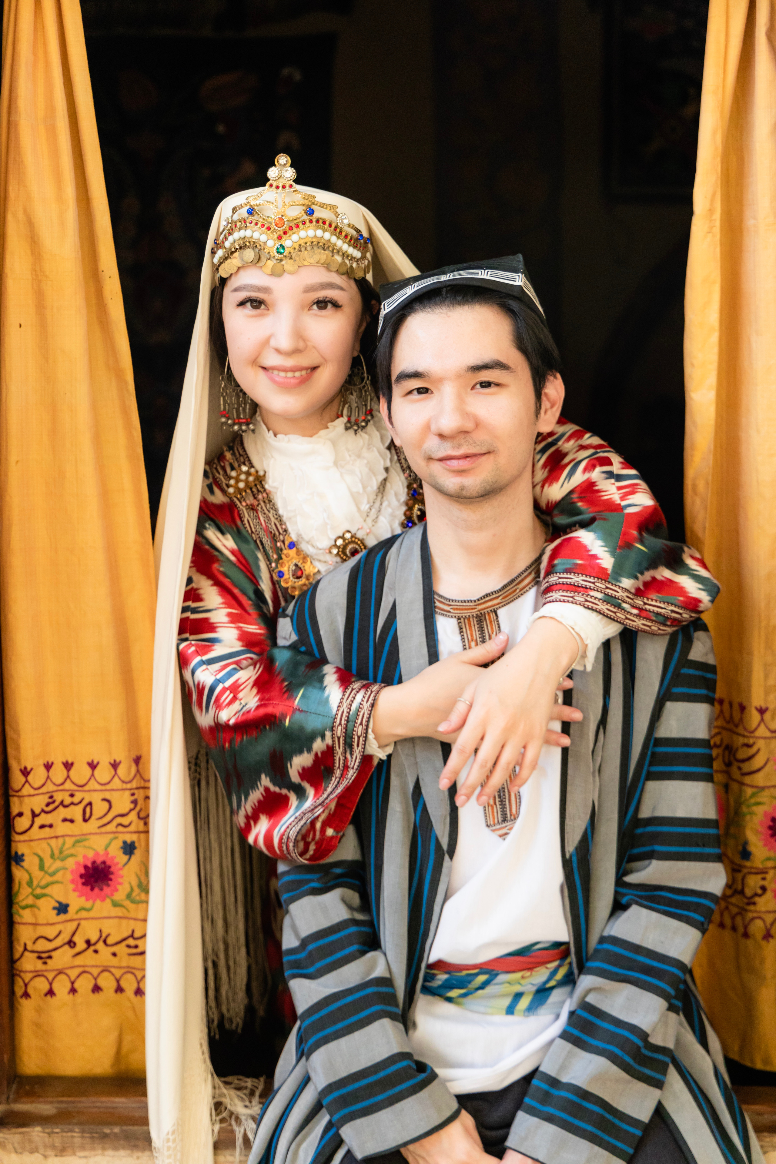 Национальные костюмы Milliy Story. Женский и семейный фотограф в Ташкенте