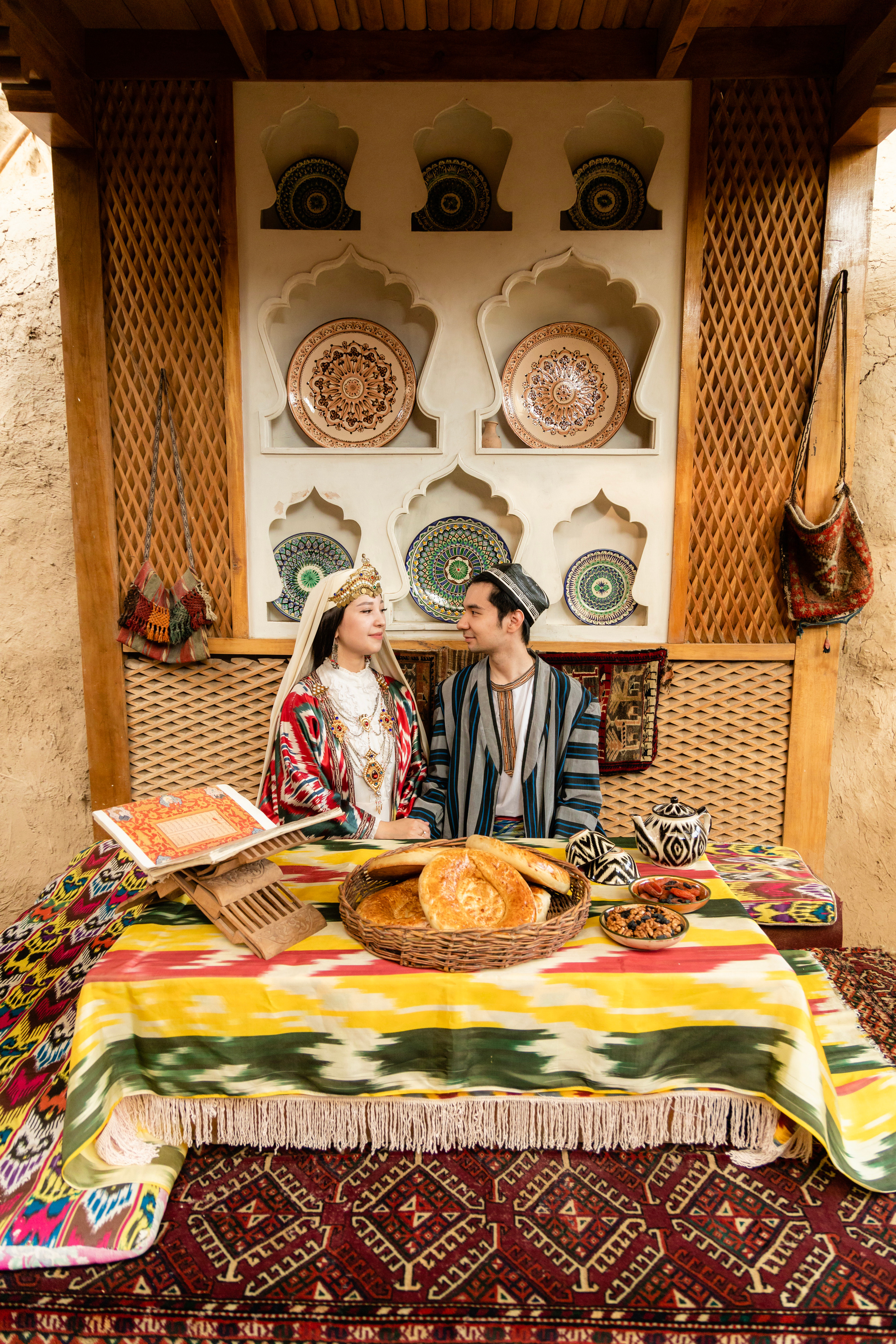 Национальные костюмы Milliy Story. Женский и семейный фотограф в Ташкенте