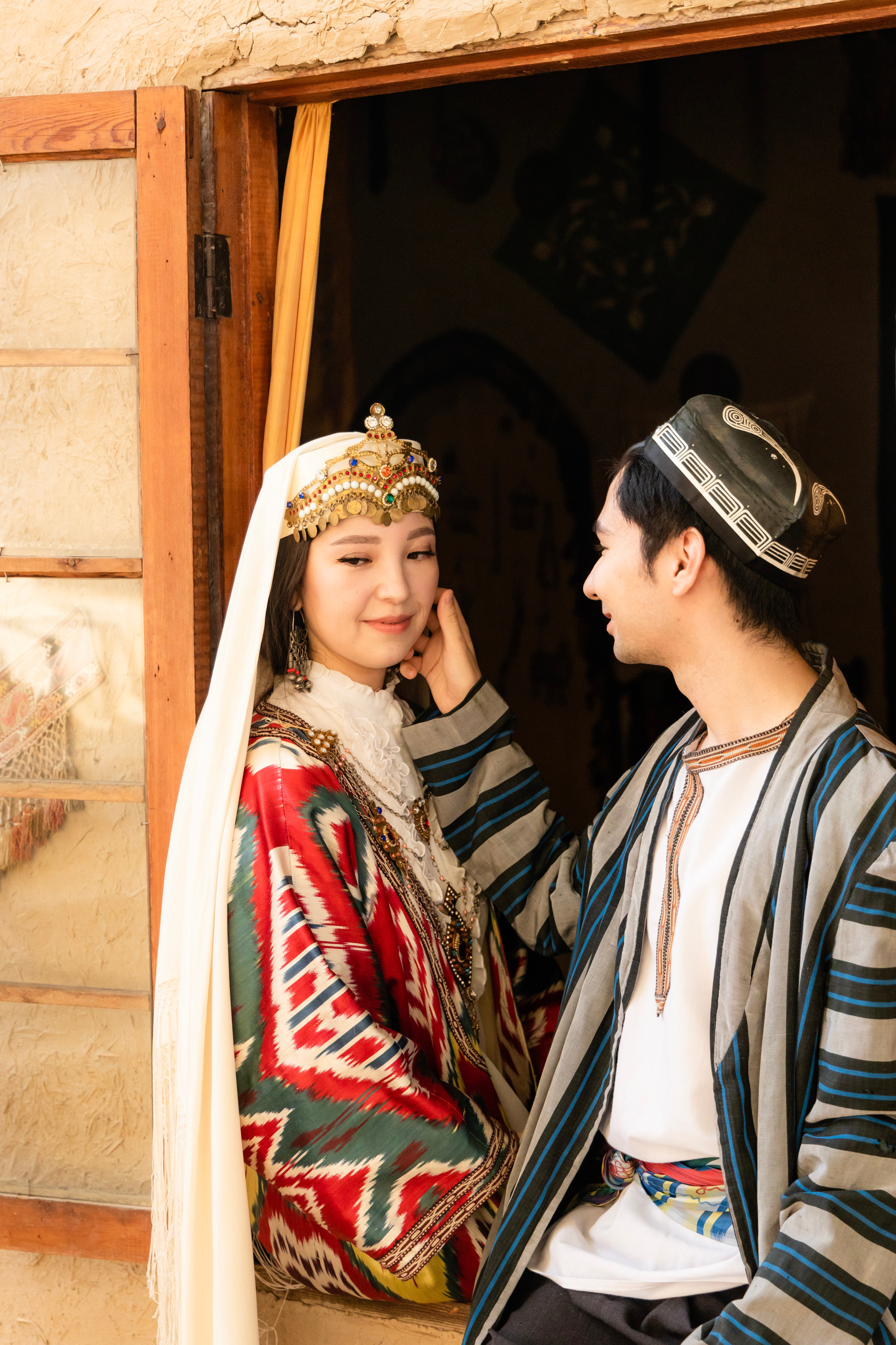 Национальные костюмы Milliy Story. Женский и семейный фотограф в Ташкенте