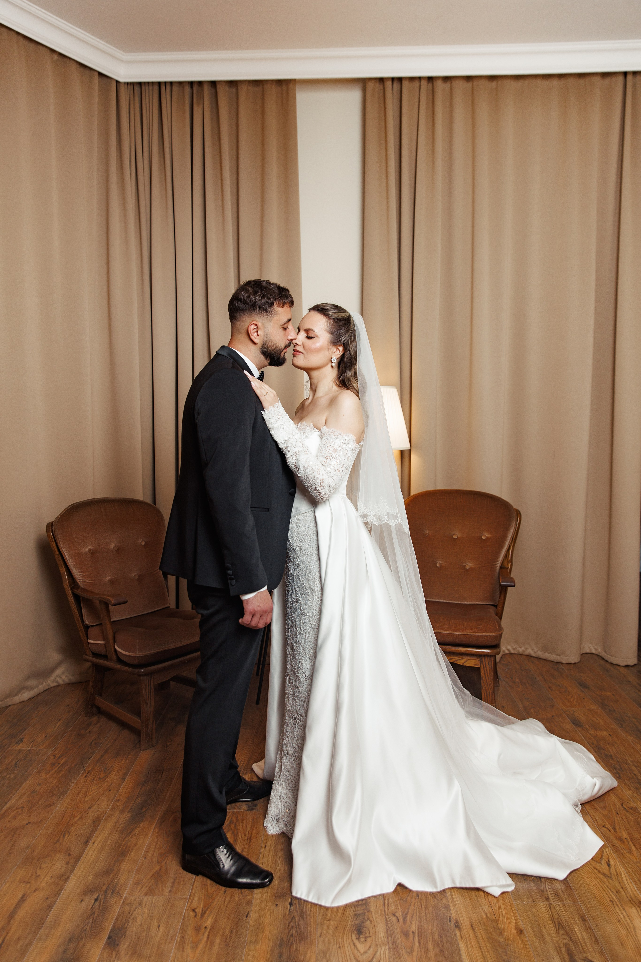 Viorel & Ana. BUREA PRODUCTION