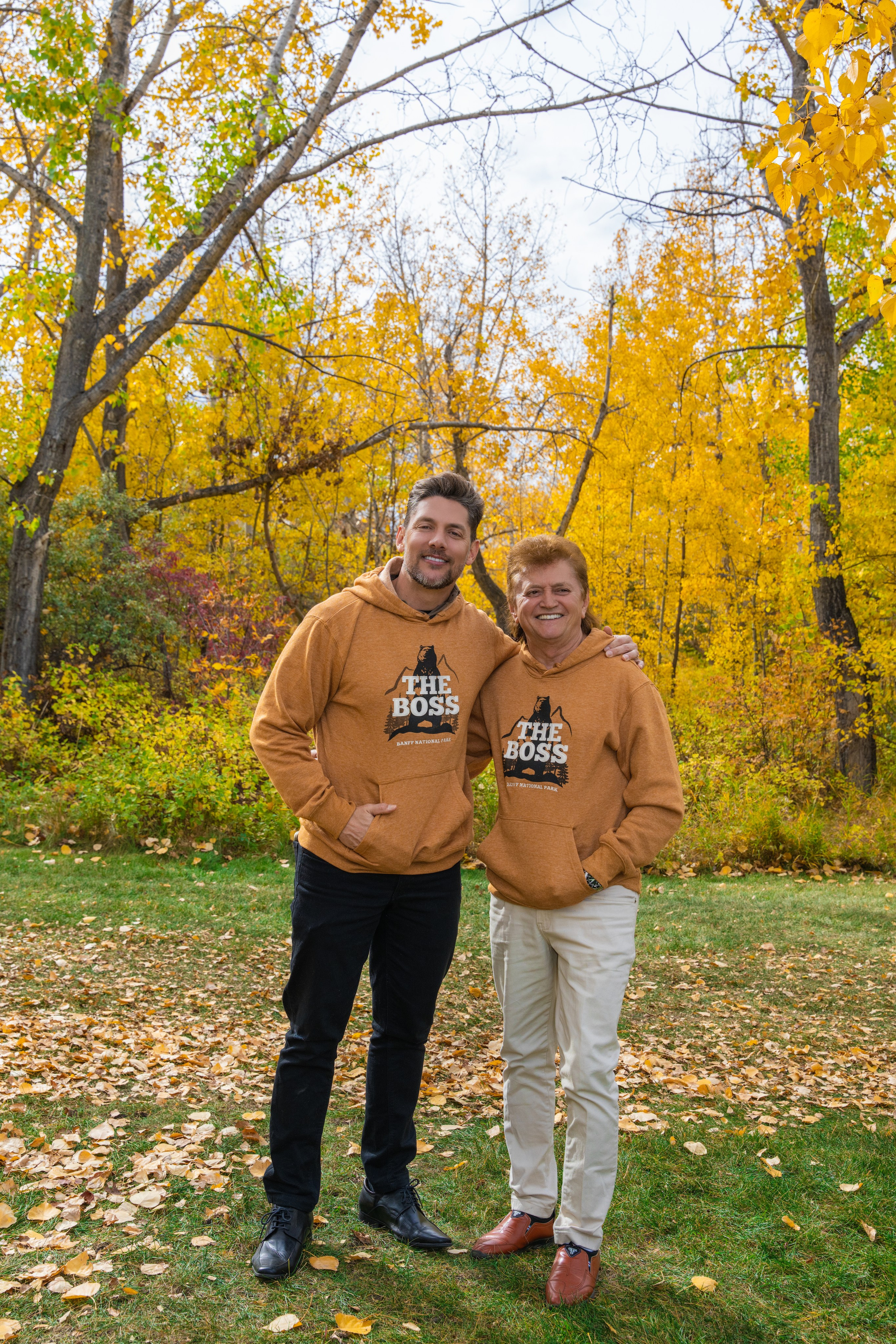 Ariana’s Family. Carlos Lima Photography — Photographer in Calgary