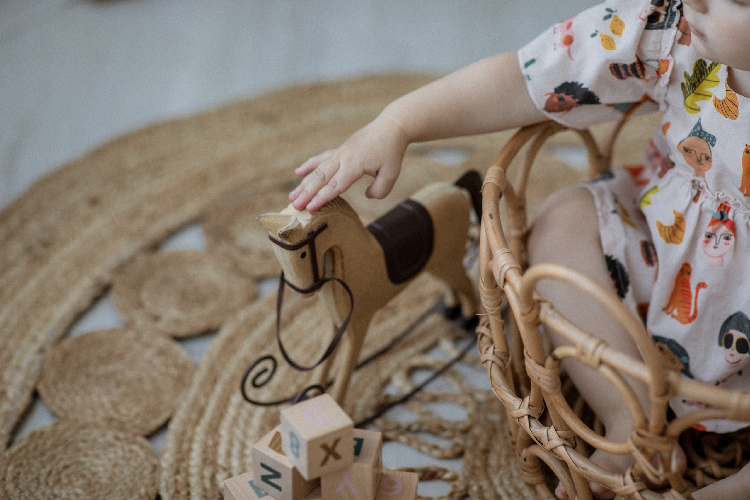 Kinder Shooting im Fotostudio – Natürliche Kinderfotos im Boho Stil. Hochzeitsfotografin in Gütersloh | Authentische Hochzeitsreportagen | TK Photographie