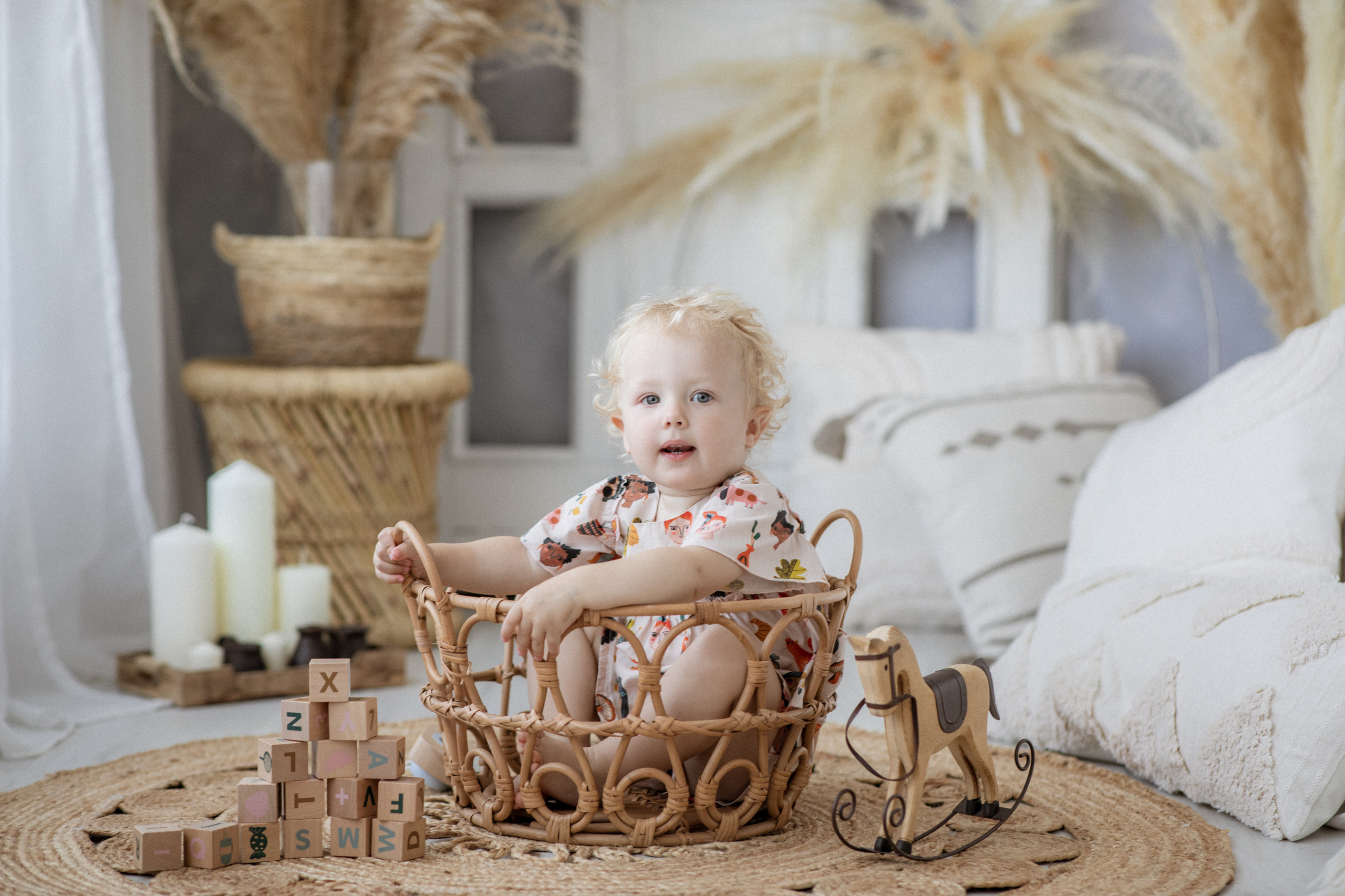 Kinder Shooting im Fotostudio – Natürliche Kinderfotos im Boho Stil. Hochzeitsfotografin in Gütersloh | Authentische Hochzeitsreportagen | TK Photographie