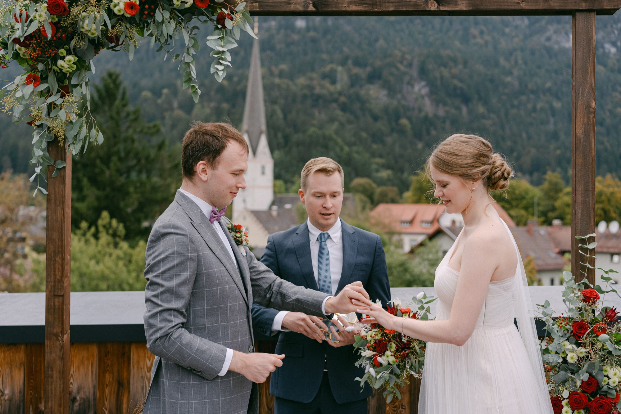 Wedding photography in Werdenfelserei Garmisch-Partenkirchen. Inna Zaytseva Photography | Fotografin in München | Content Creation