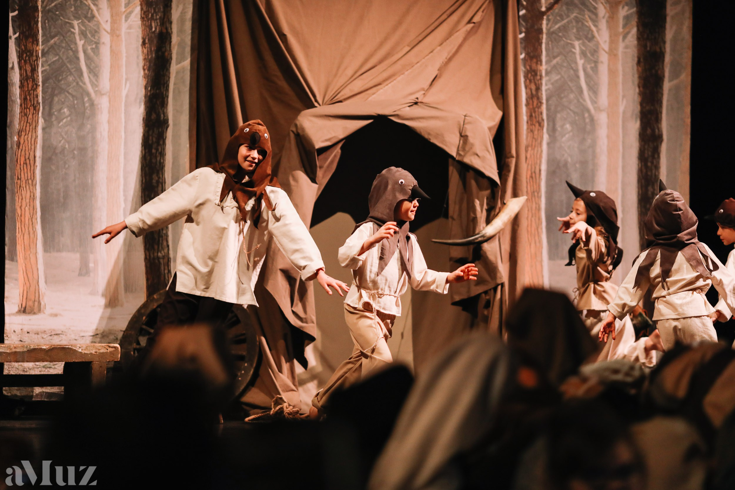 Opera Łąkowa. Fotograf Ślubny Warszawa - Sesje Biznesowe Rodzinne Eventy