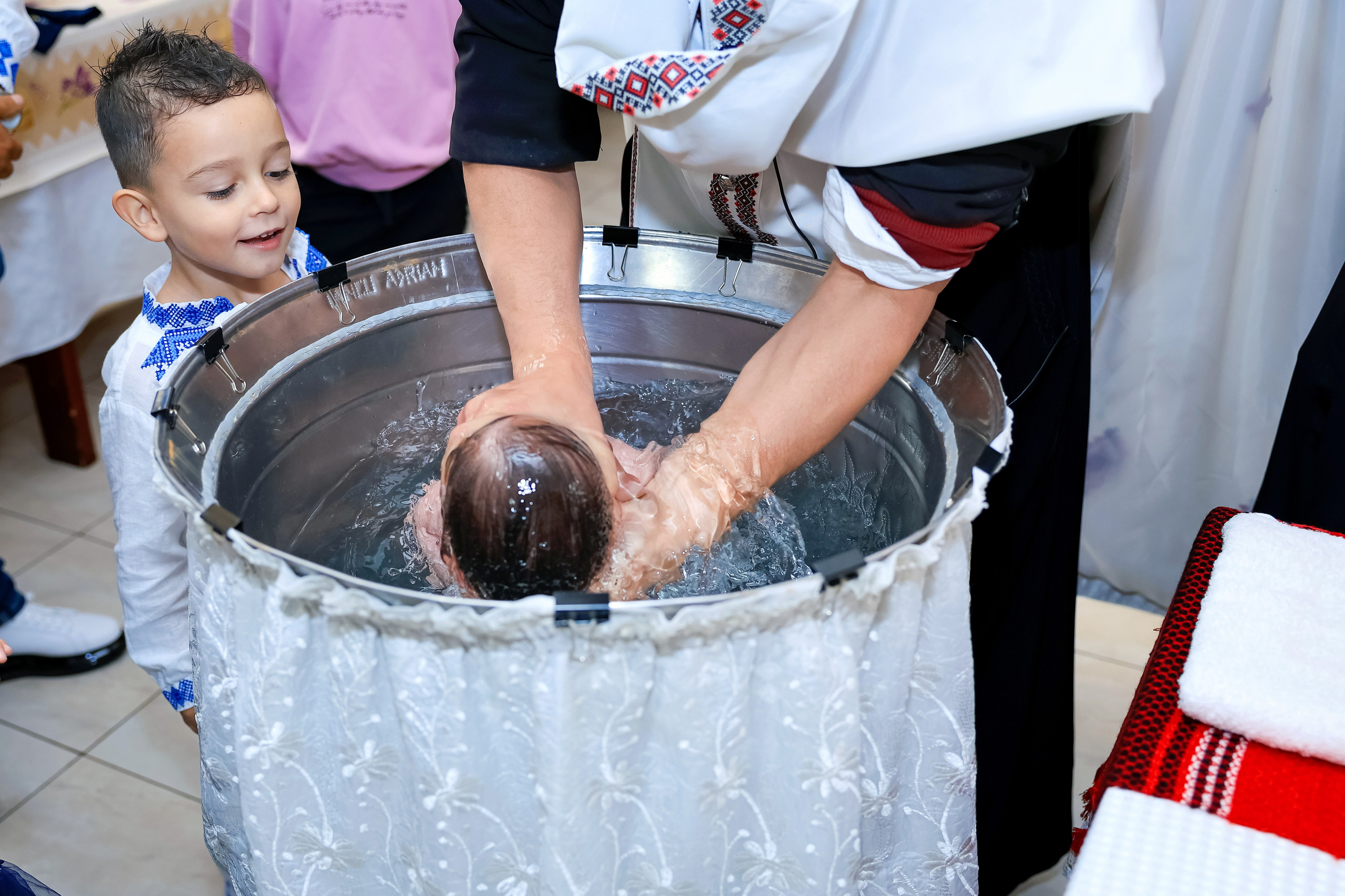 Andrei Sebastian. Moments By Gub