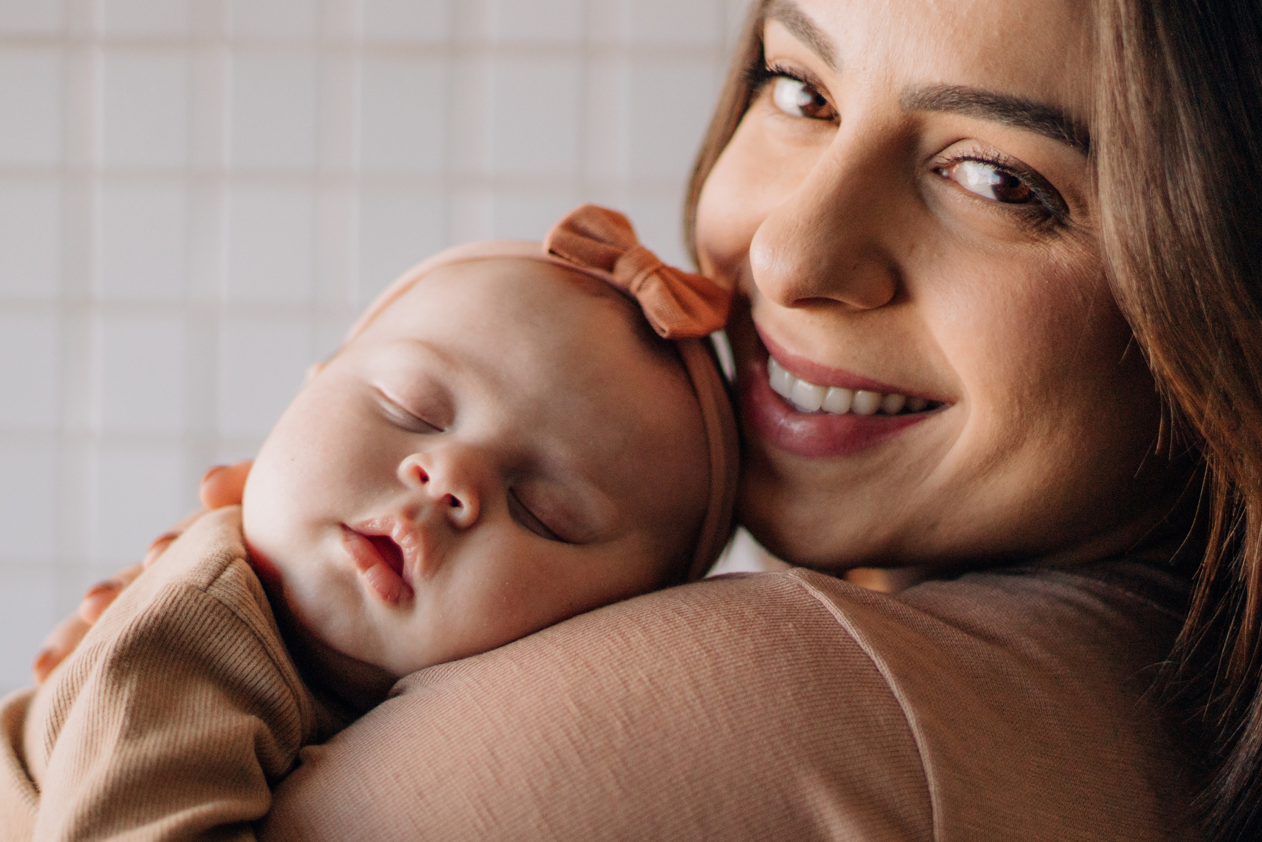 Maitê — Primeiros dias. Principal