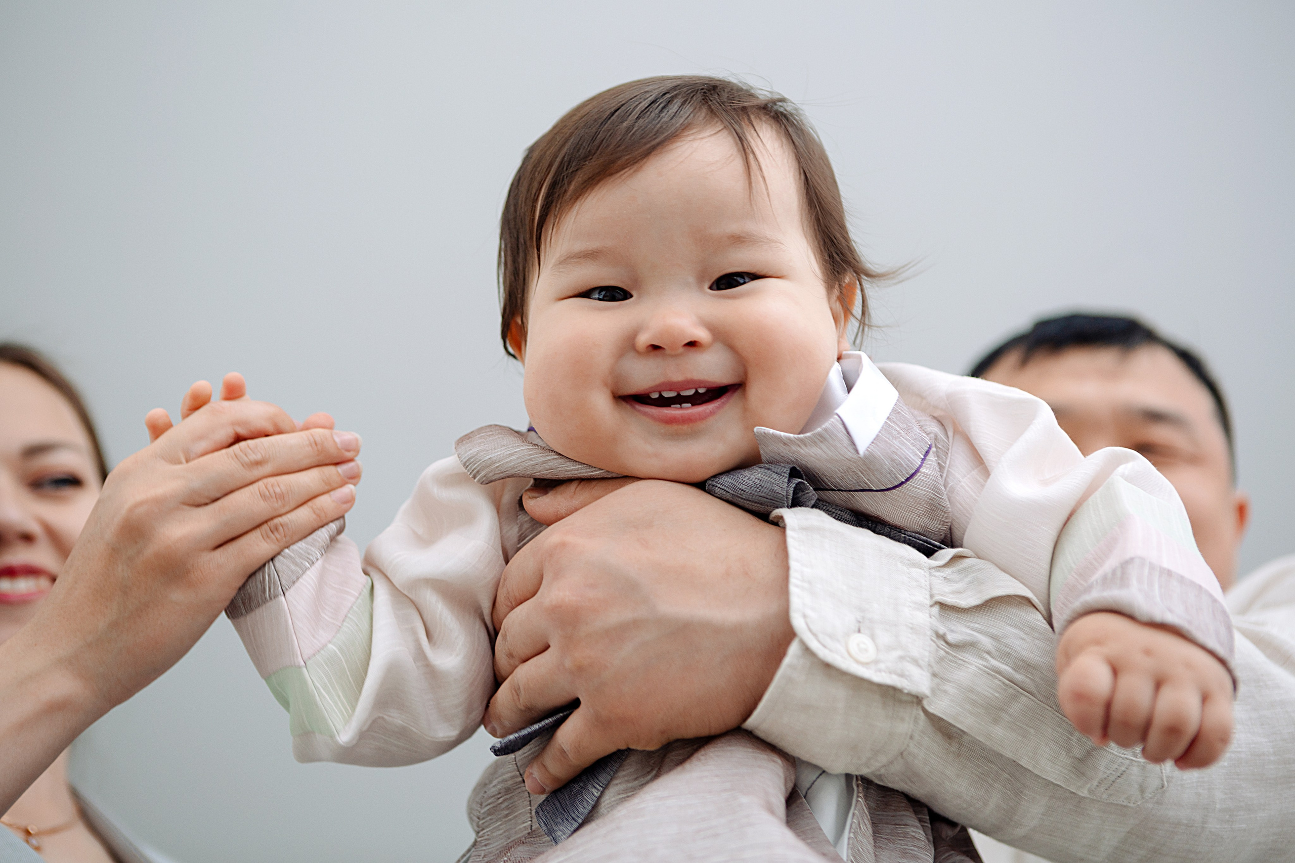 Тимофей в студии. Фотограф беременности, ньюборн и годовасиков в Корее Жанна Хан