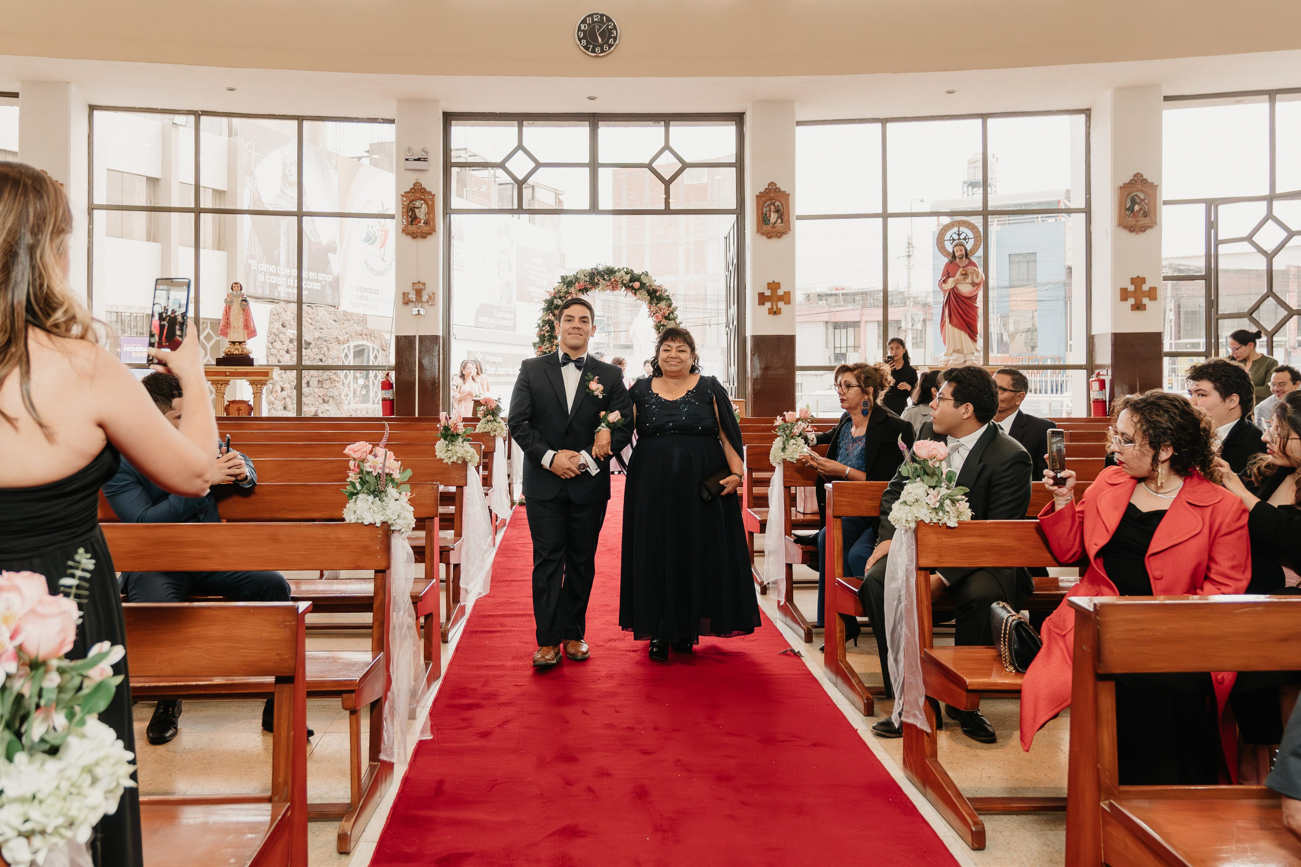 ALEJANDRA + RODRIGO BODA RELIGIOSA. Studio KVTA | Fotografía y Video de Bodas en Arequipa