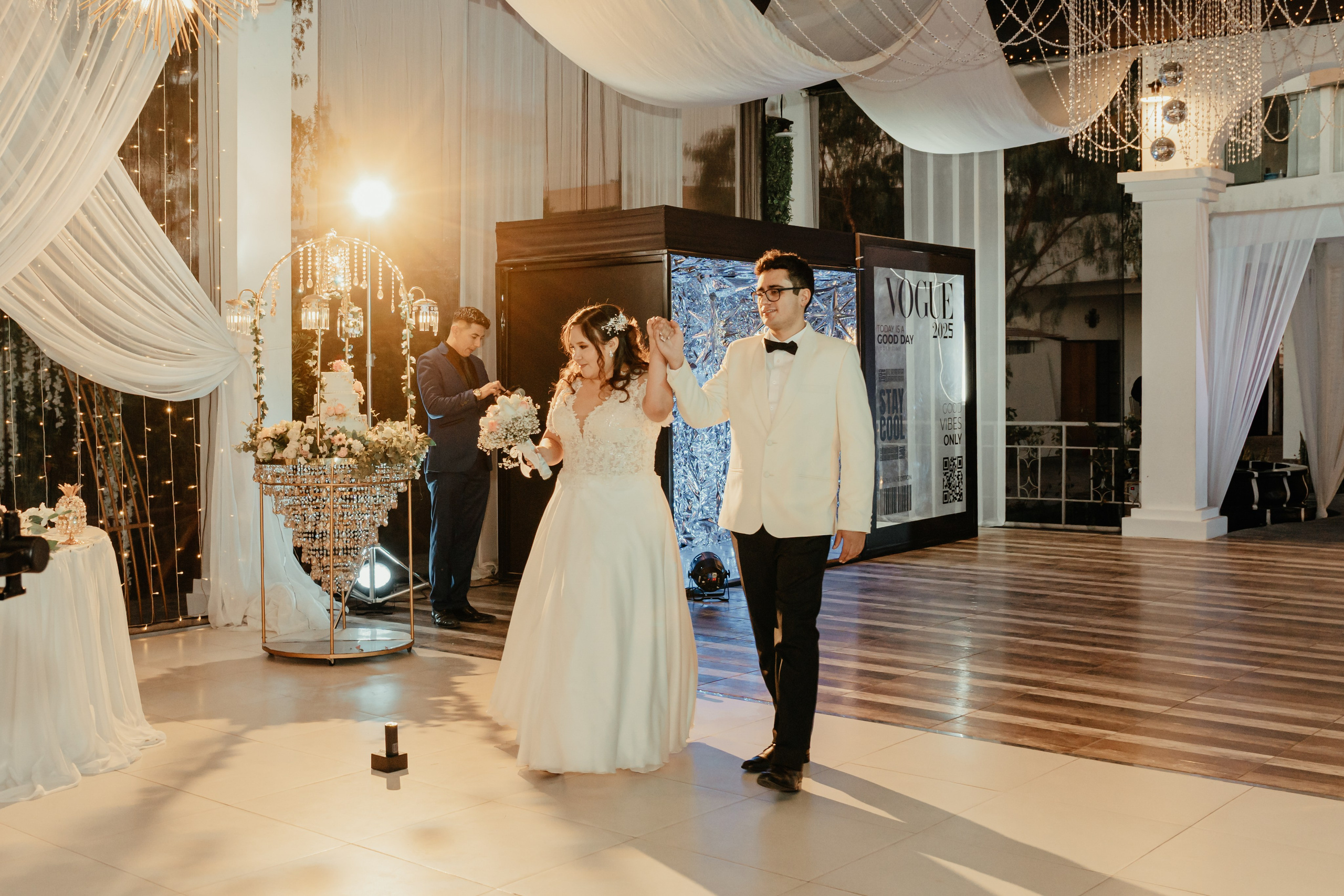 VANIA + LUIS BODA CIVIL. Studio KVTA | Fotografía y Video de Bodas en Arequipa