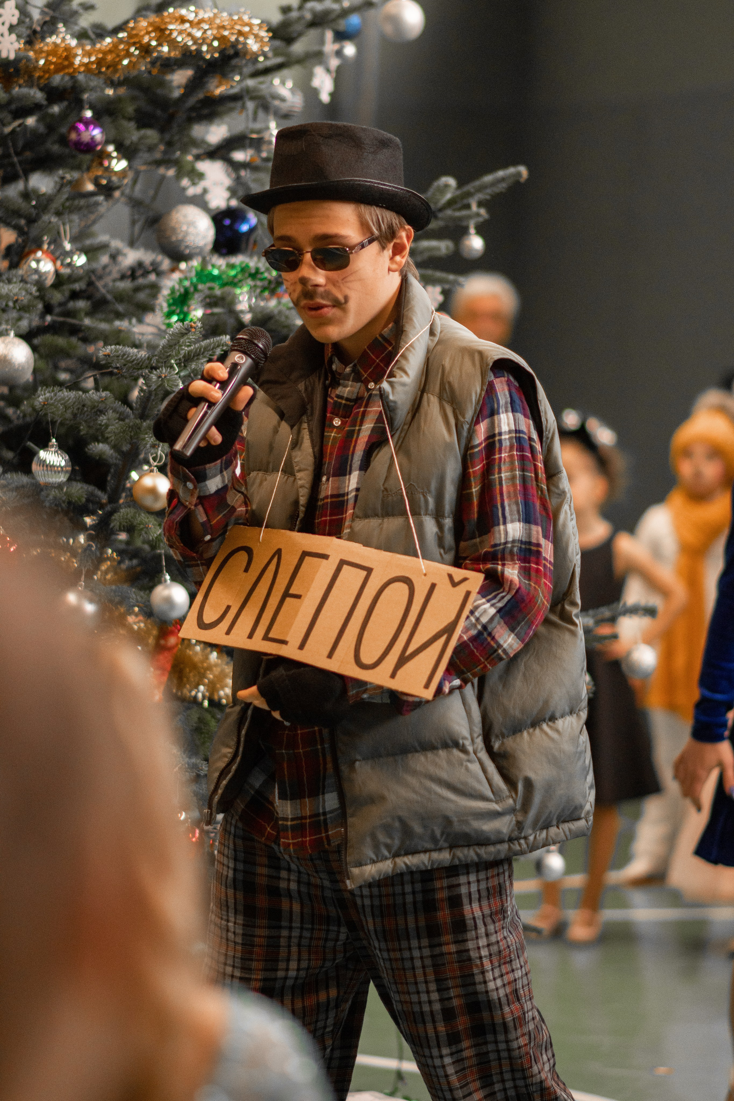 Новогодний хоровод. Семейный и детский фотограф