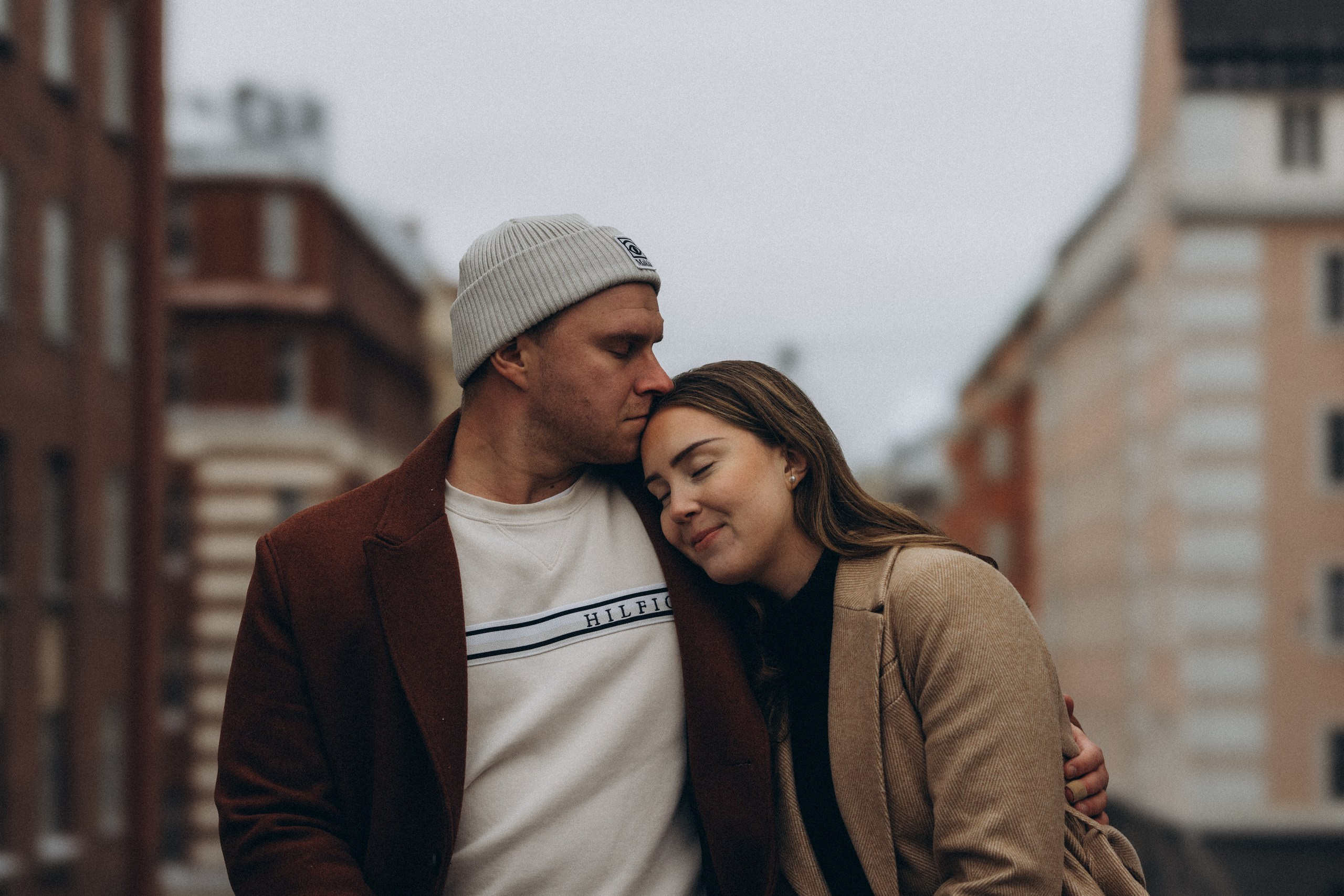 Lovestory. Wedding and potrait photographer in Helsinki Vickan O