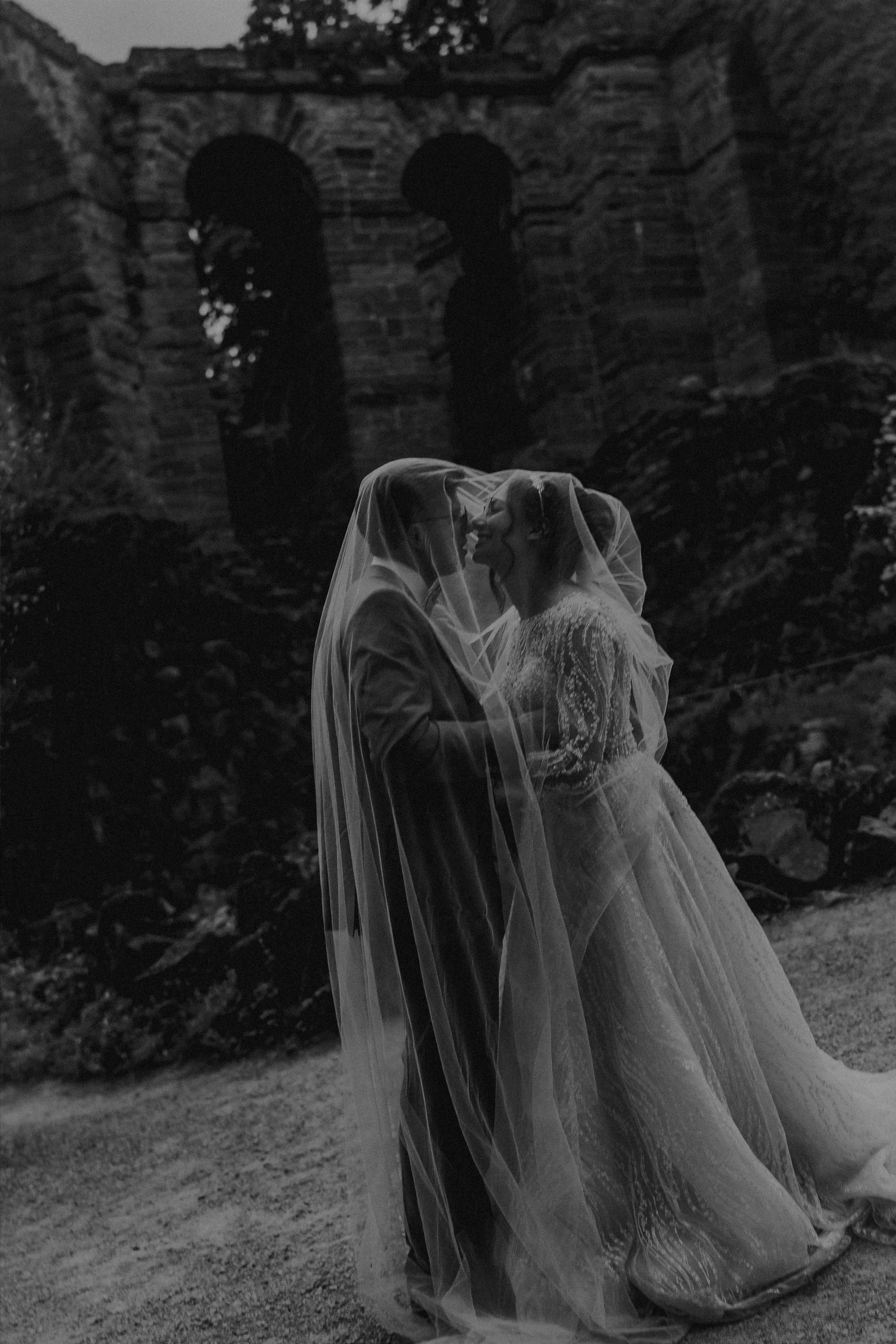 Diana & Cristian / Trash the Dress. Foto / Video nunta Deva, Hunedoara