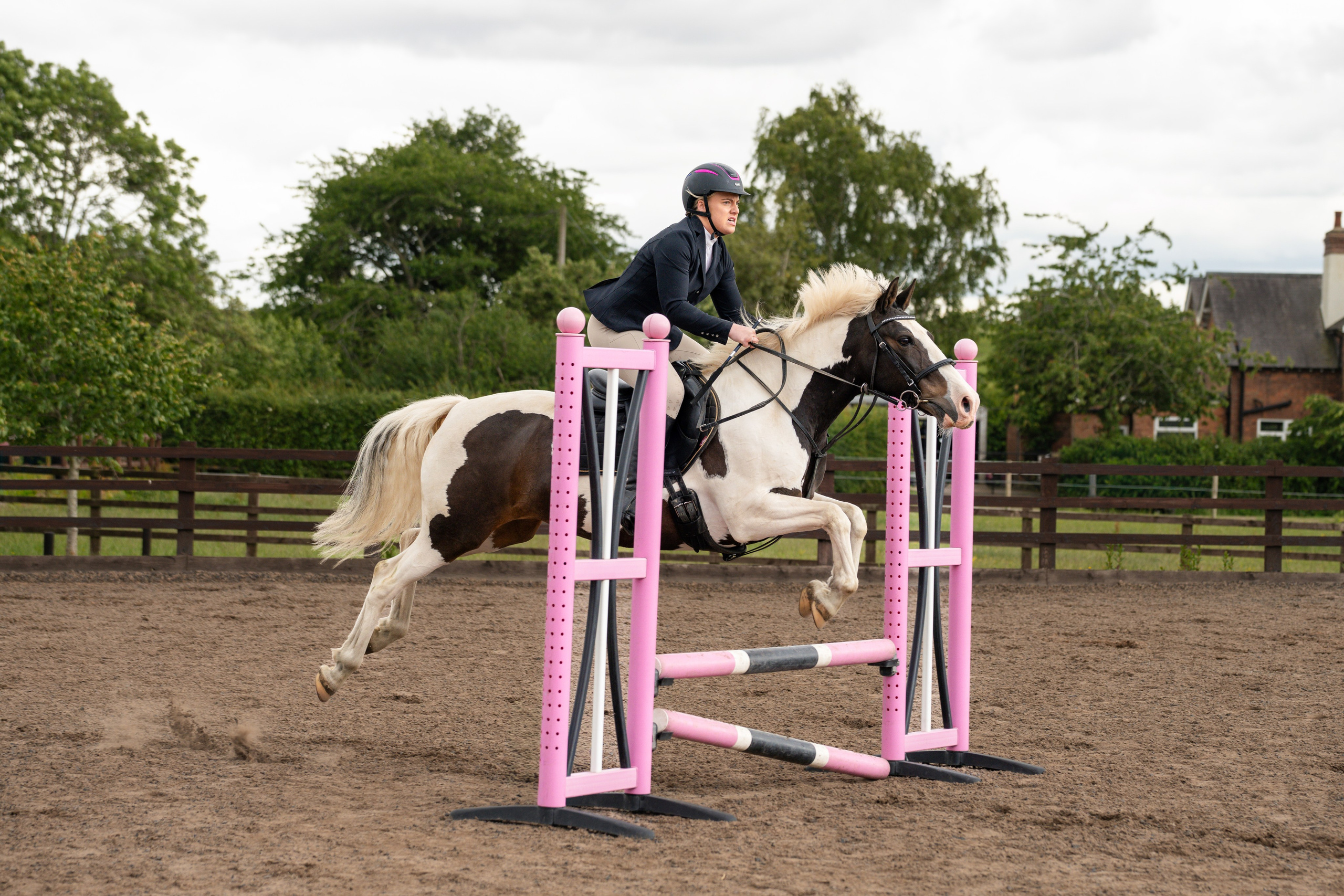Show Jumping Photography in Leicestershire | Equine Action Shots by El. Leicestershire Equine Photography by El | Authentic Equine Portraits & Events
