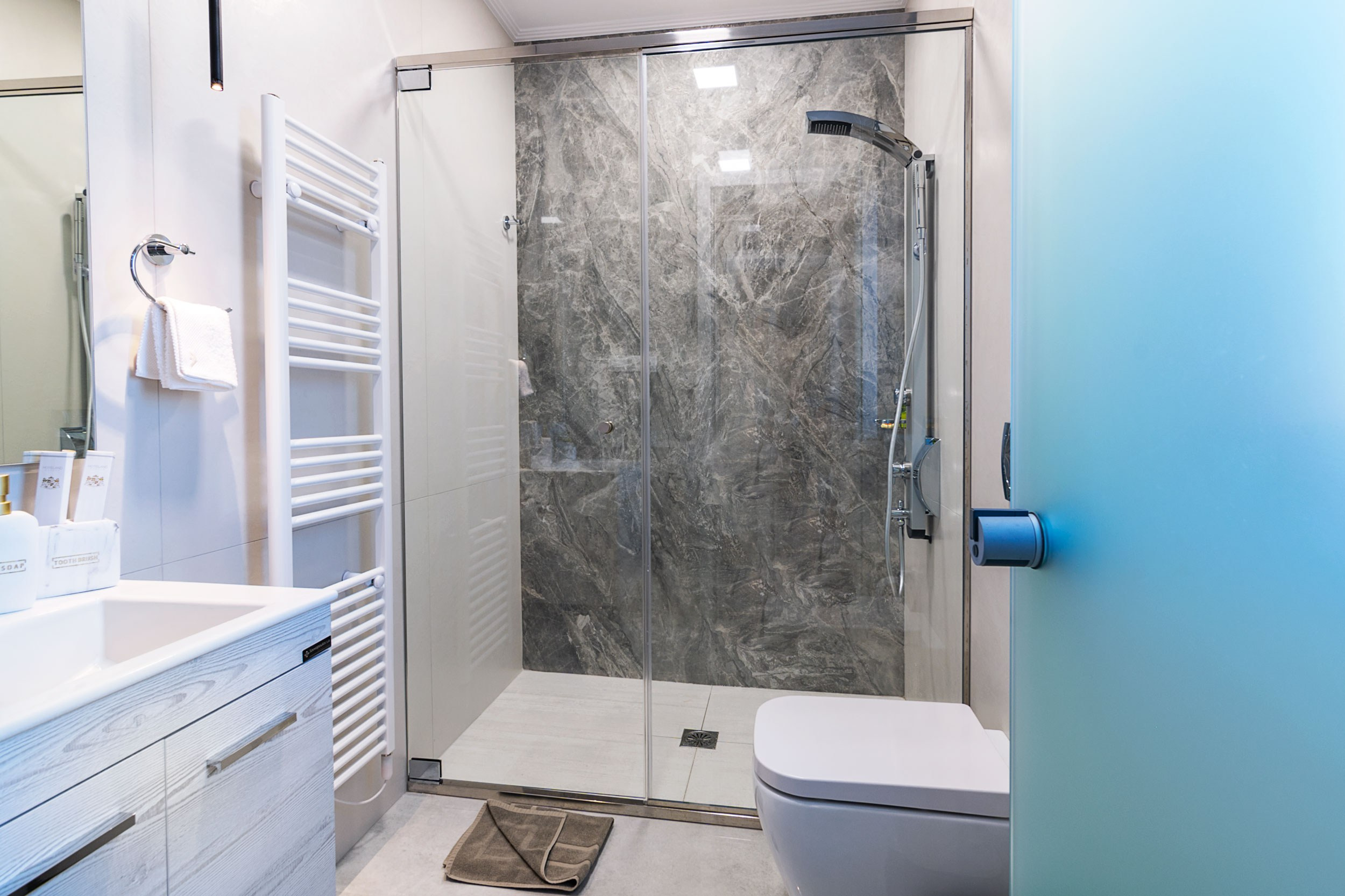 Stone House in Plaka. Photograper in Chania, Crete