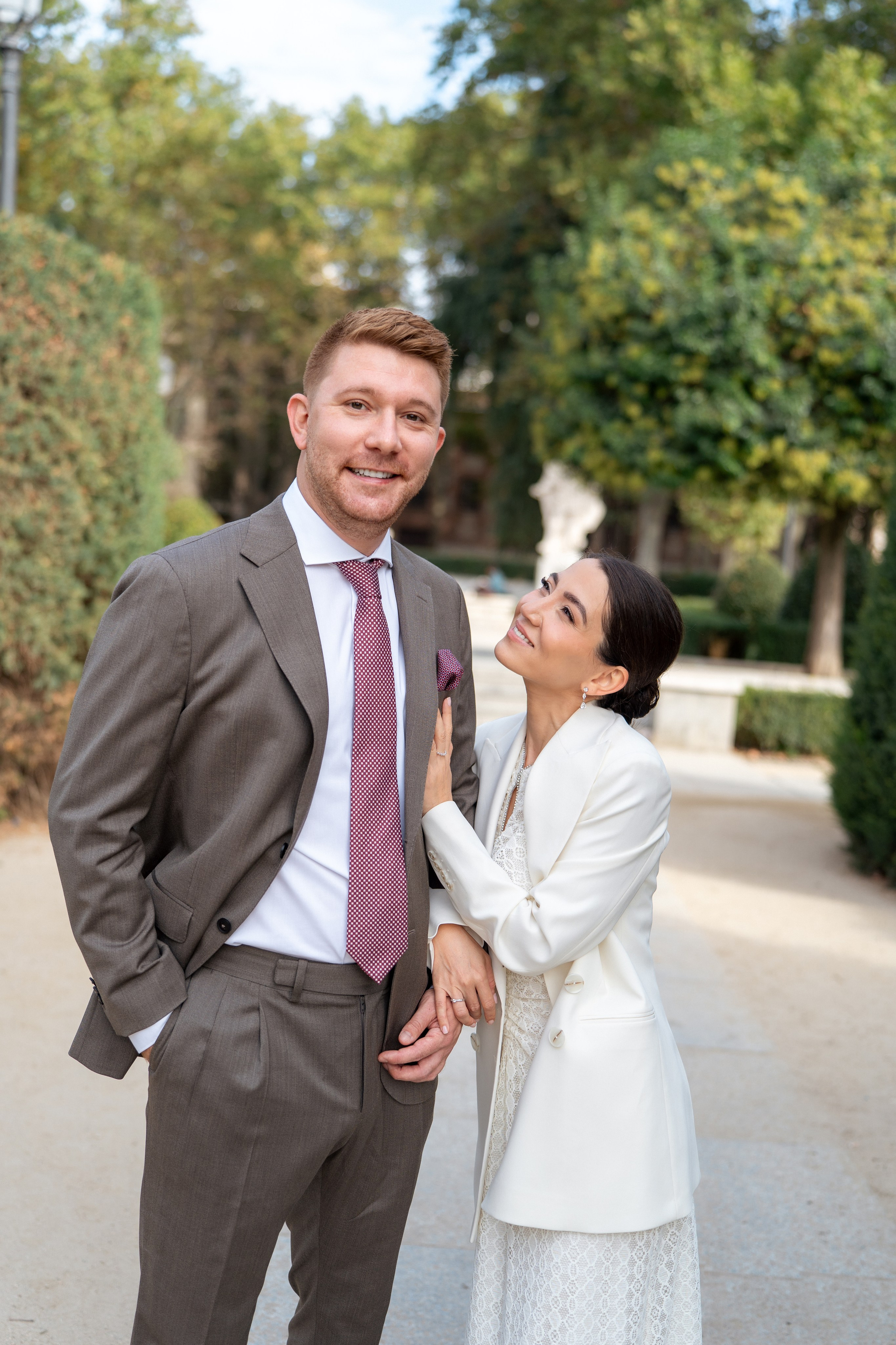 Elopement photoshoot in Madrid city centre. Fotógrafo en Madrid, España. Alyona Belyaninova