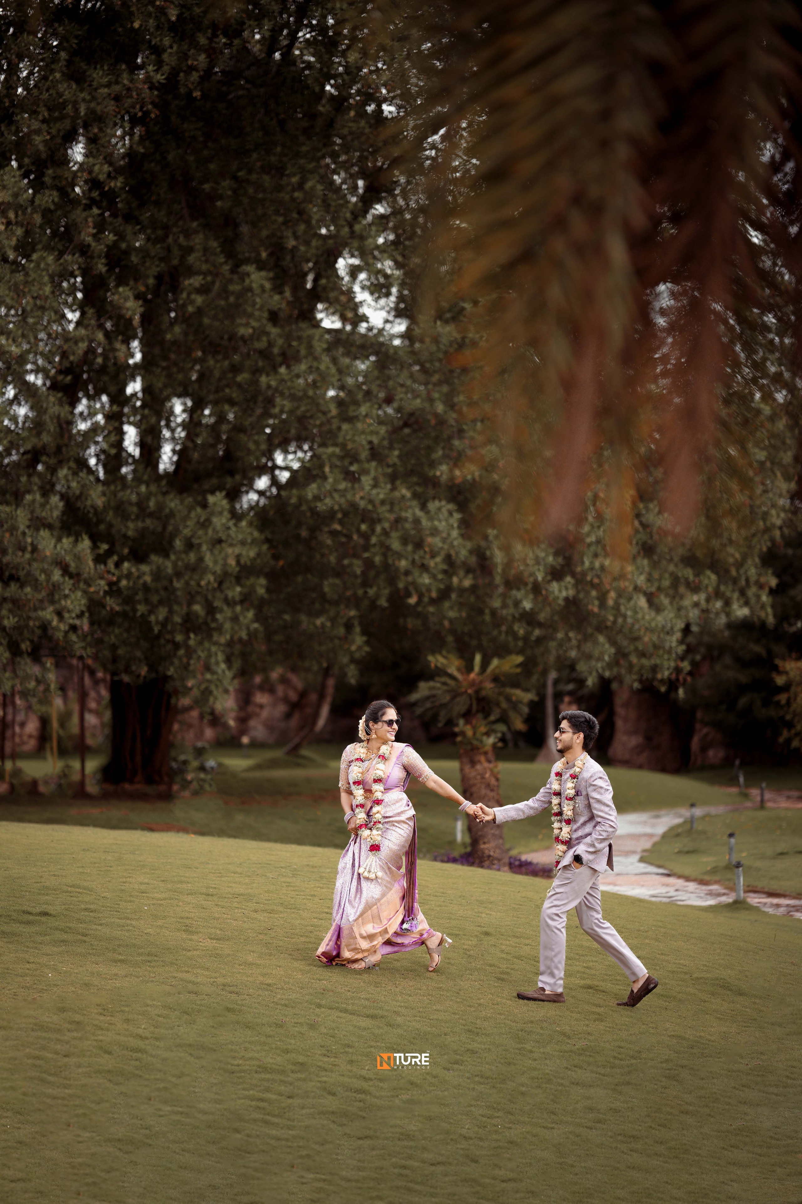 PHOTOS. NTURE WEDDING