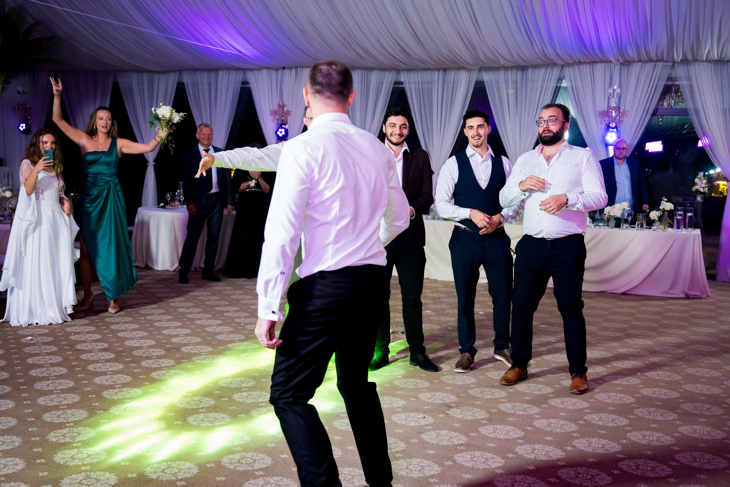 PARTY. Gabriel Florea — Fotograf nuntă București