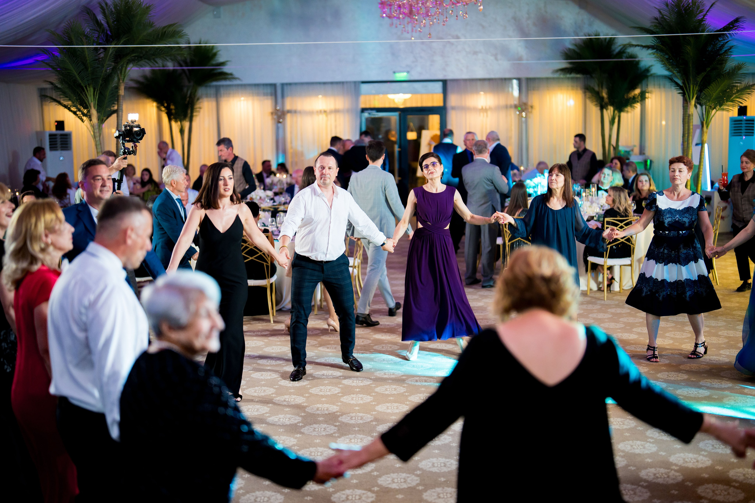 PARTY. Gabriel Florea — Fotograf nuntă București