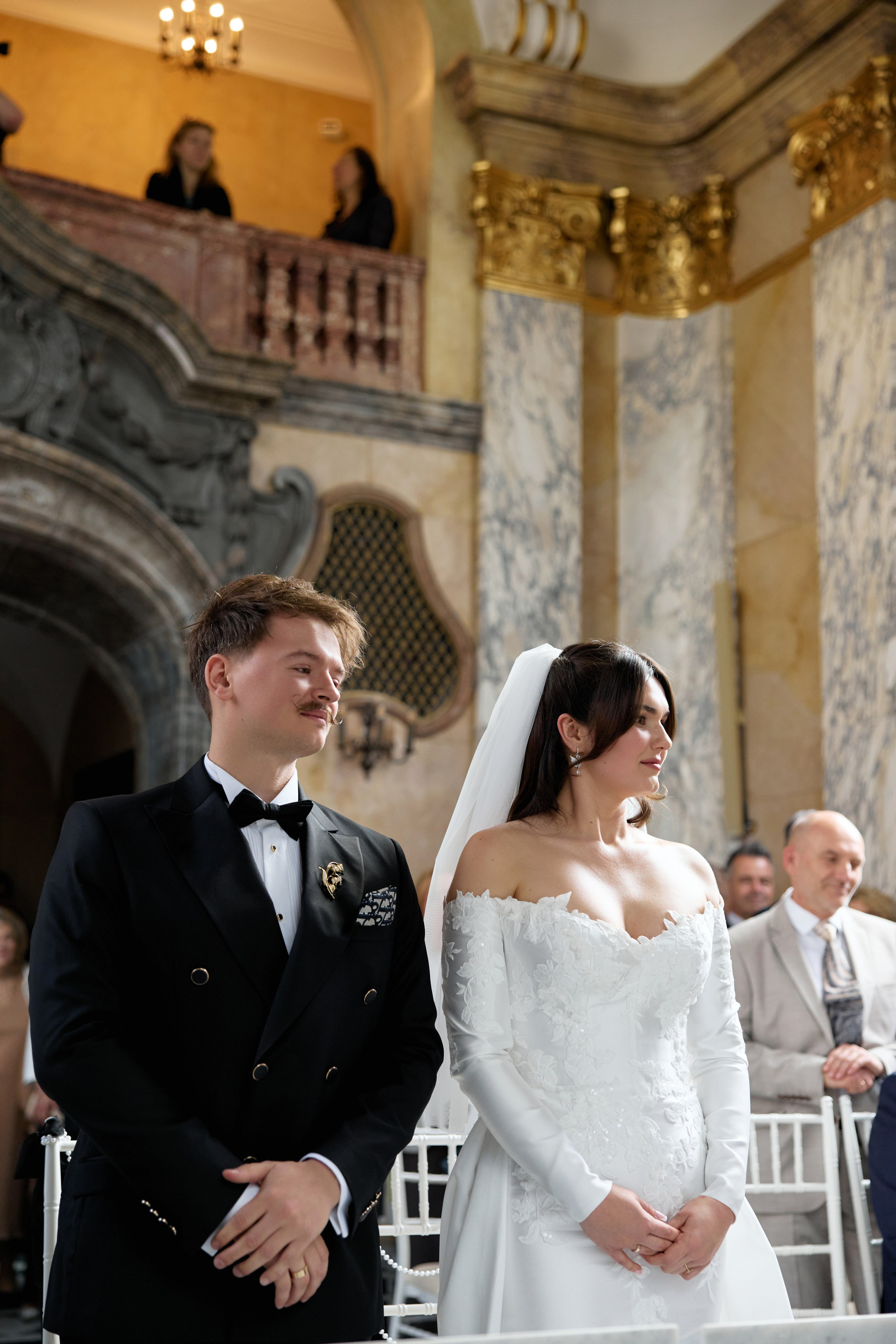 Wiktoria & Kacper. Pałac Goetz. Fotograf ślubny i rodzinny w Krakowie Yana Klymova