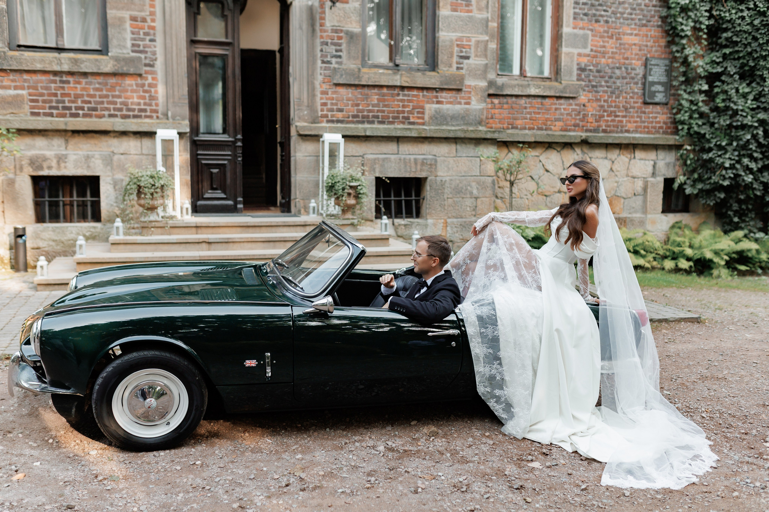 Palac Zelenskich. Fotograf ślubny i rodzinny w Krakowie Yana Klymova