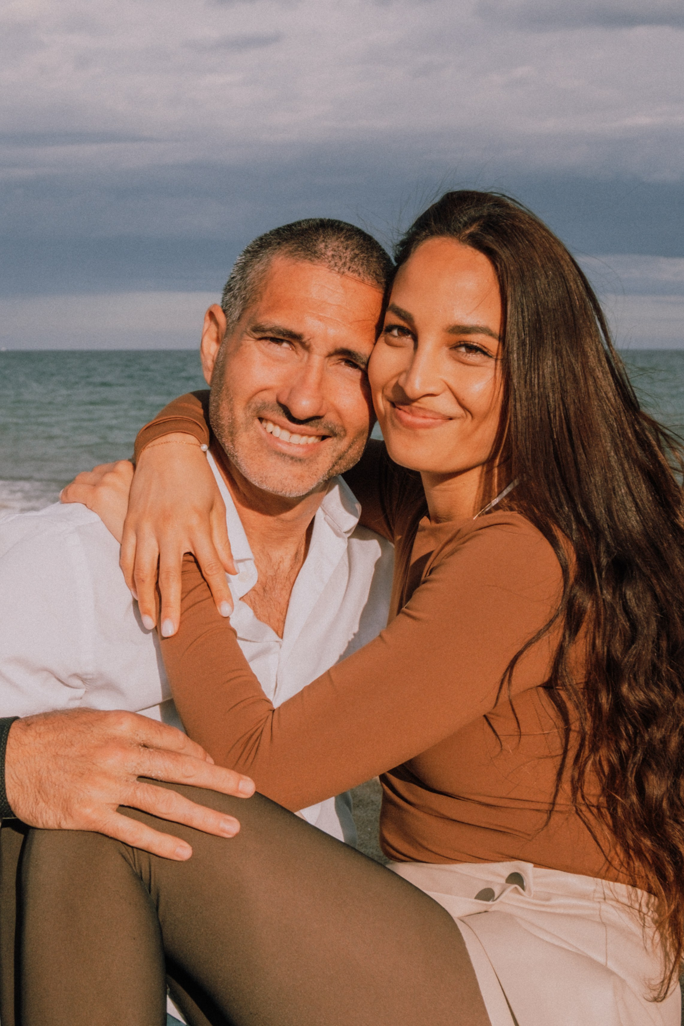 Sesión familiar en la playa. Fotografía profesional en Calafell - Elena Medvedeva